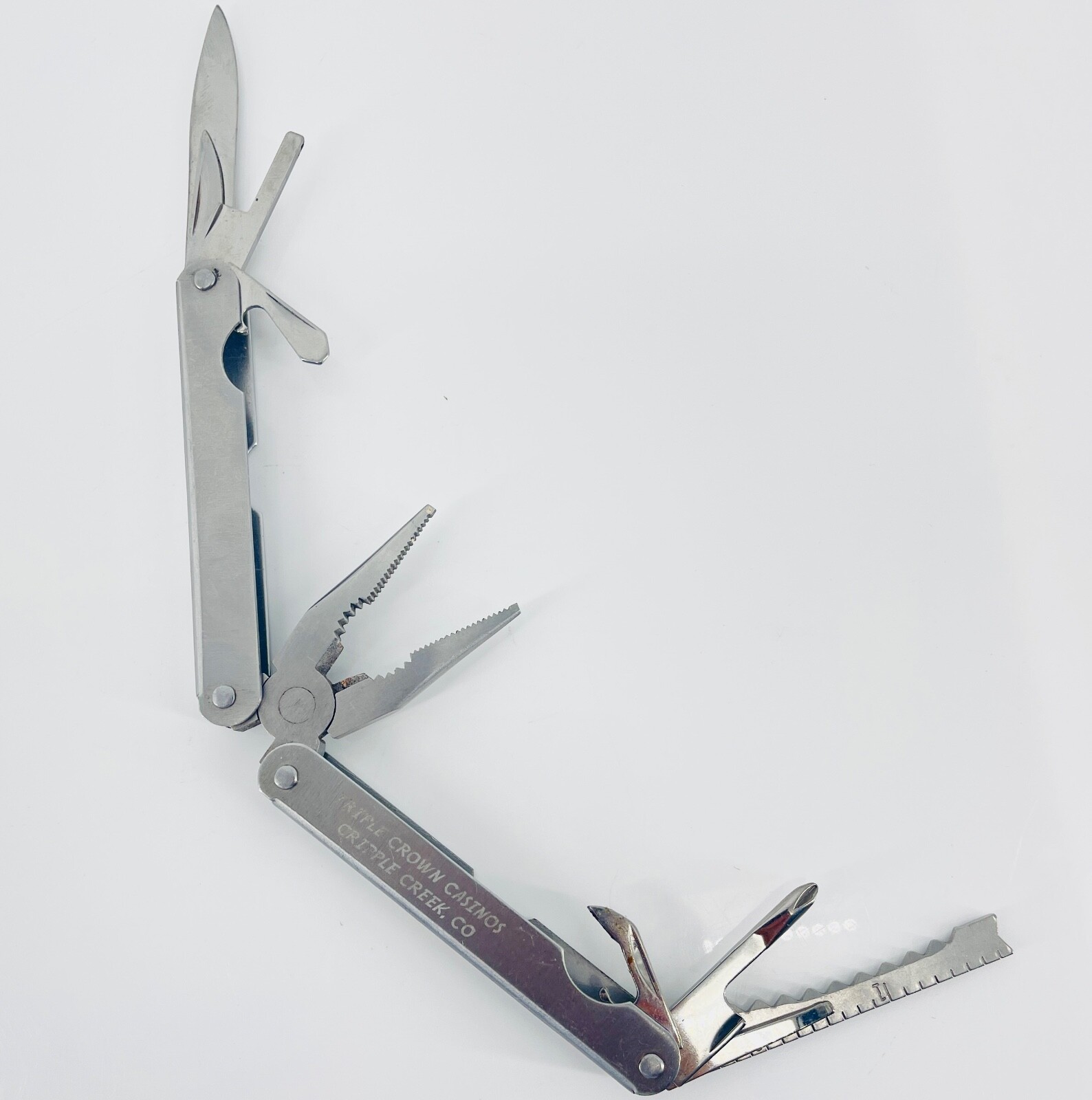 Triple Crown Casino Cripple Creek Casinos silver tone 7 Blade Multi Tool