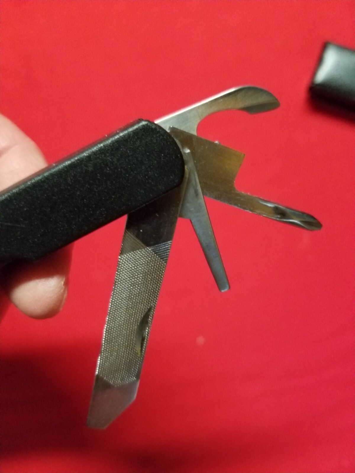 Multi-Tool 9 Function Knife, Screwdriver Tool.