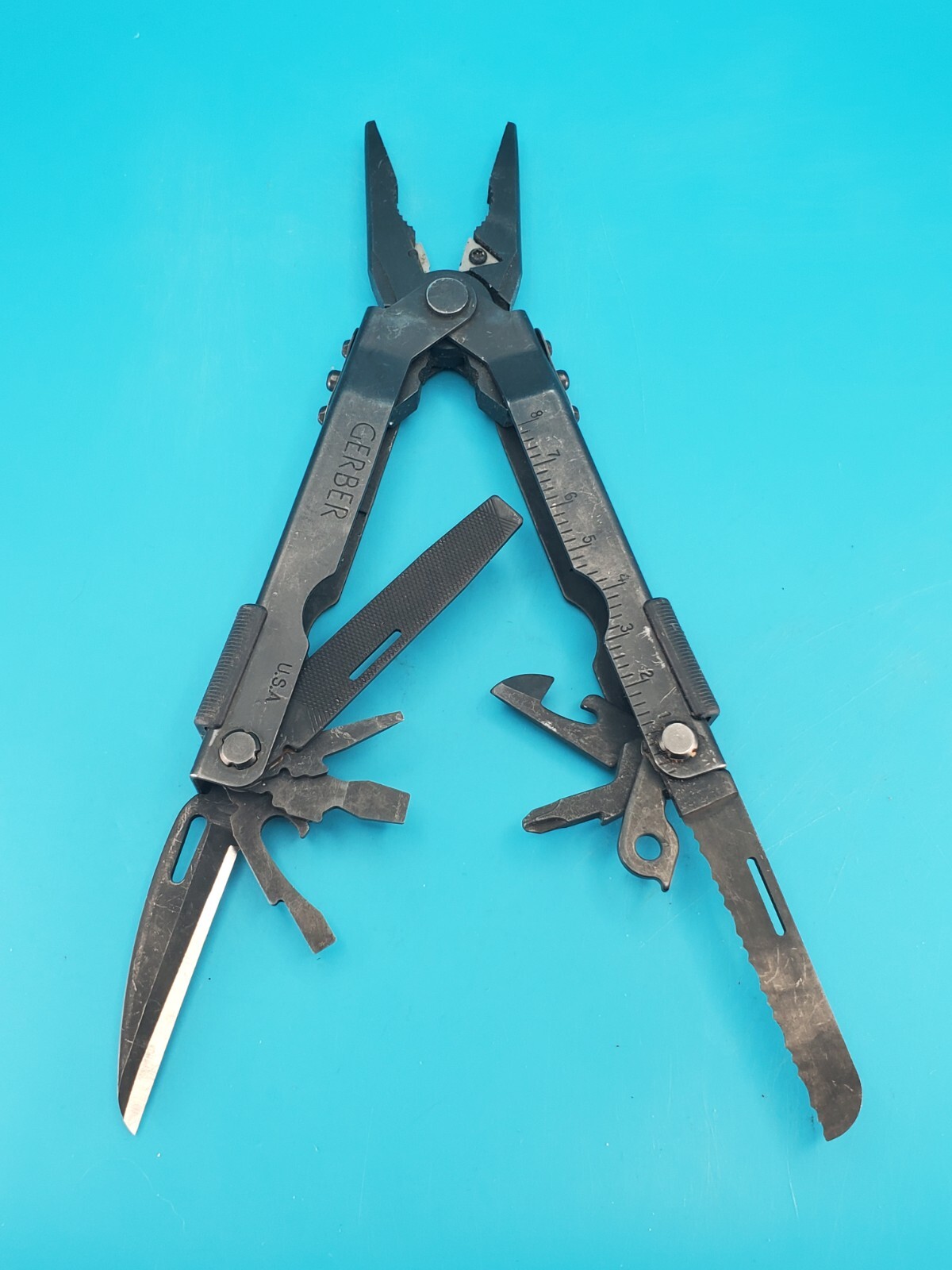 Gerber MP600 Black Oxide Multi-Tool Needle Nose Pliers! With Sheath!