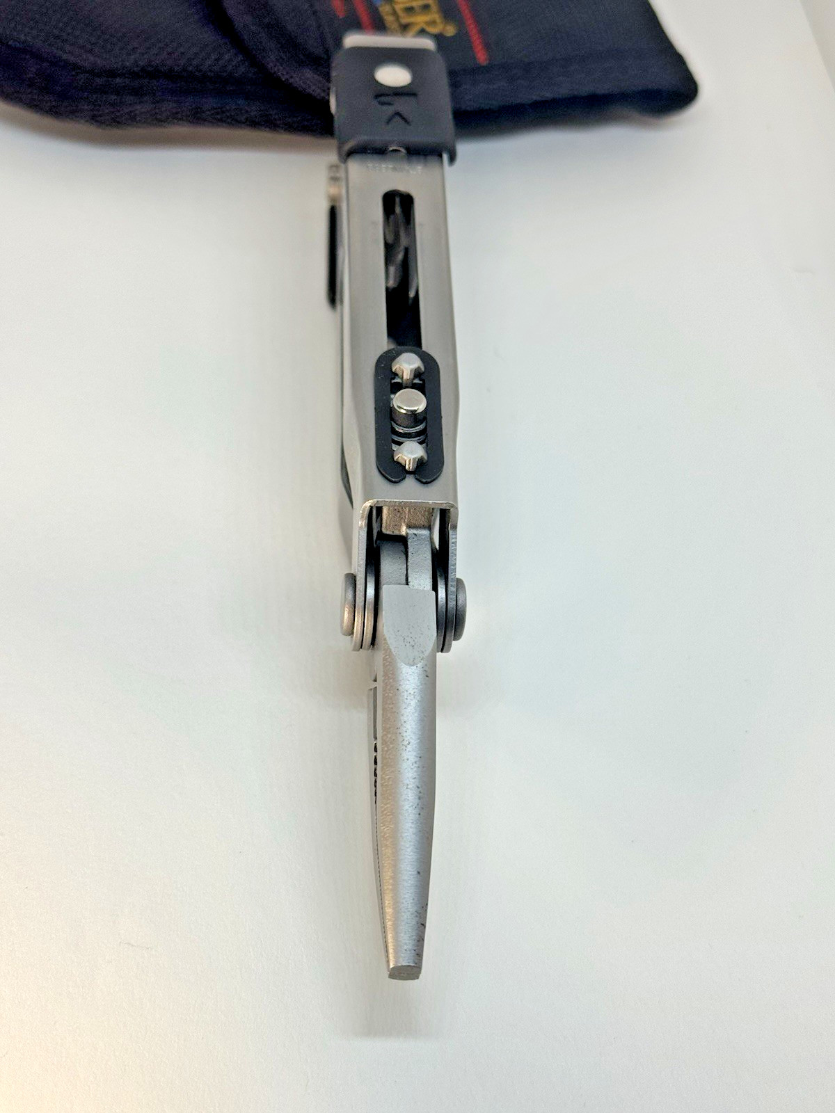 Excellent Gerber Legendary Blades Multi Tool In Nylon Belt Pouch Simonds USA