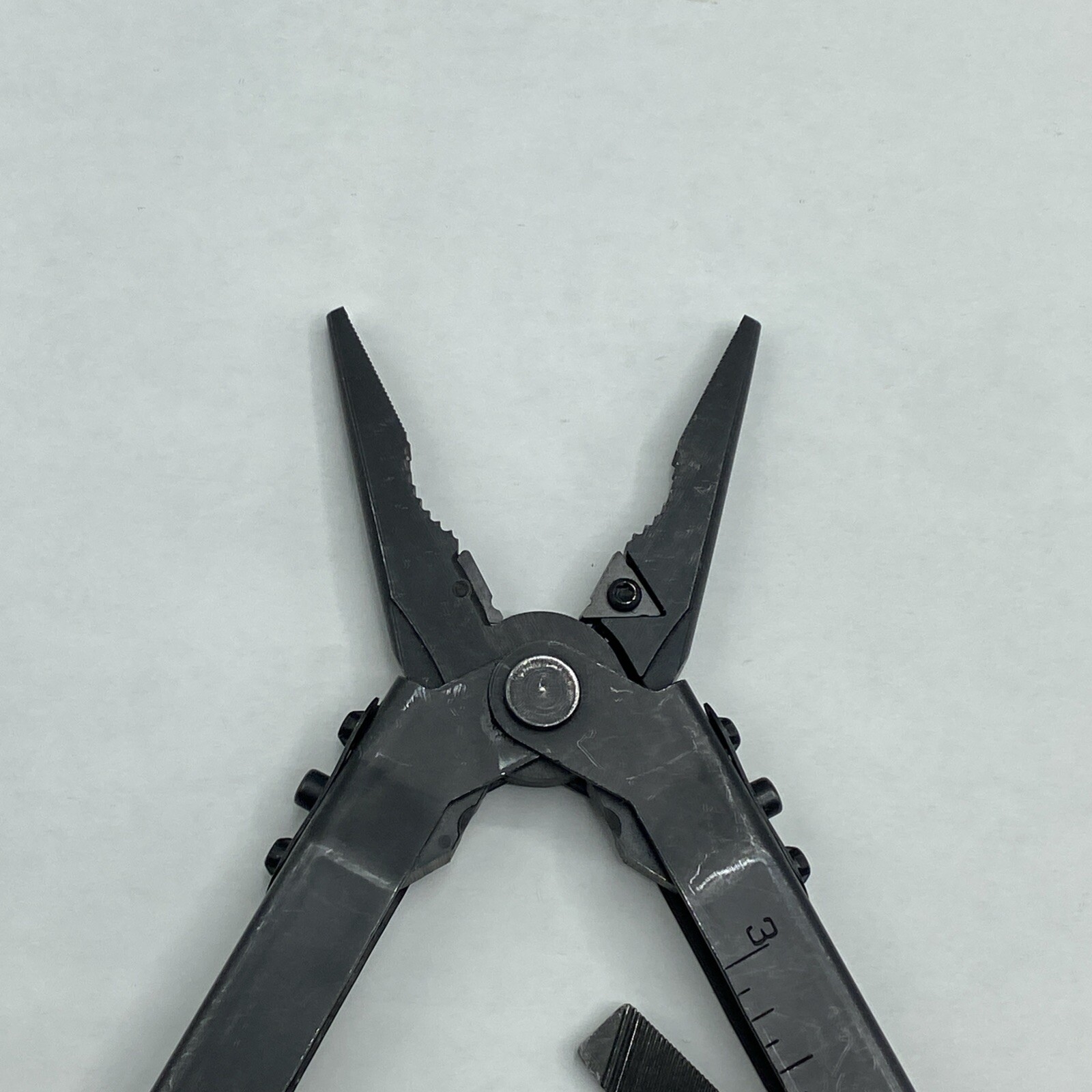 Gerber MP 600, Carbide Cutters, Needlenose – Black