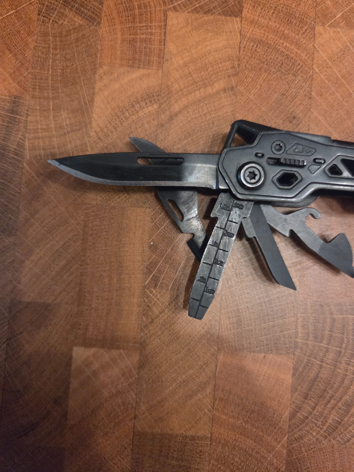 Gerber Truss 17-in-1 Tactical Multi Tool EDC Needle Nose Pliers