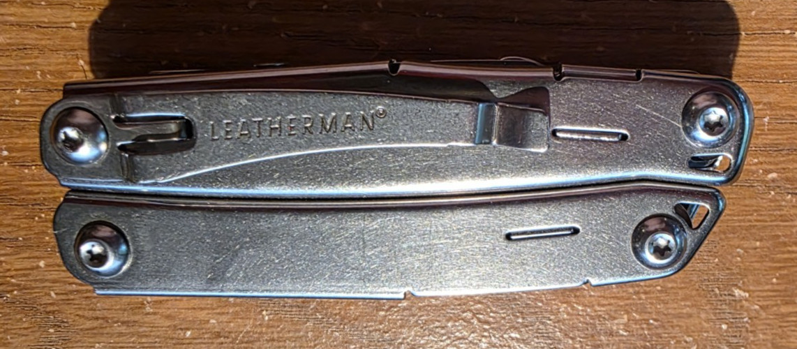 Leatherman Wingman Stainless Steel Silver Multi Tool Pliers,Scissors,Combo Blade