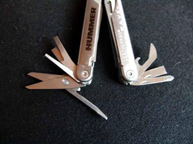 LEATHERMAN WAVE ORIGINAL-10-01- HUMMER-RETIRED COLLECIBLE-MINT-LEATHERMAN CASE
