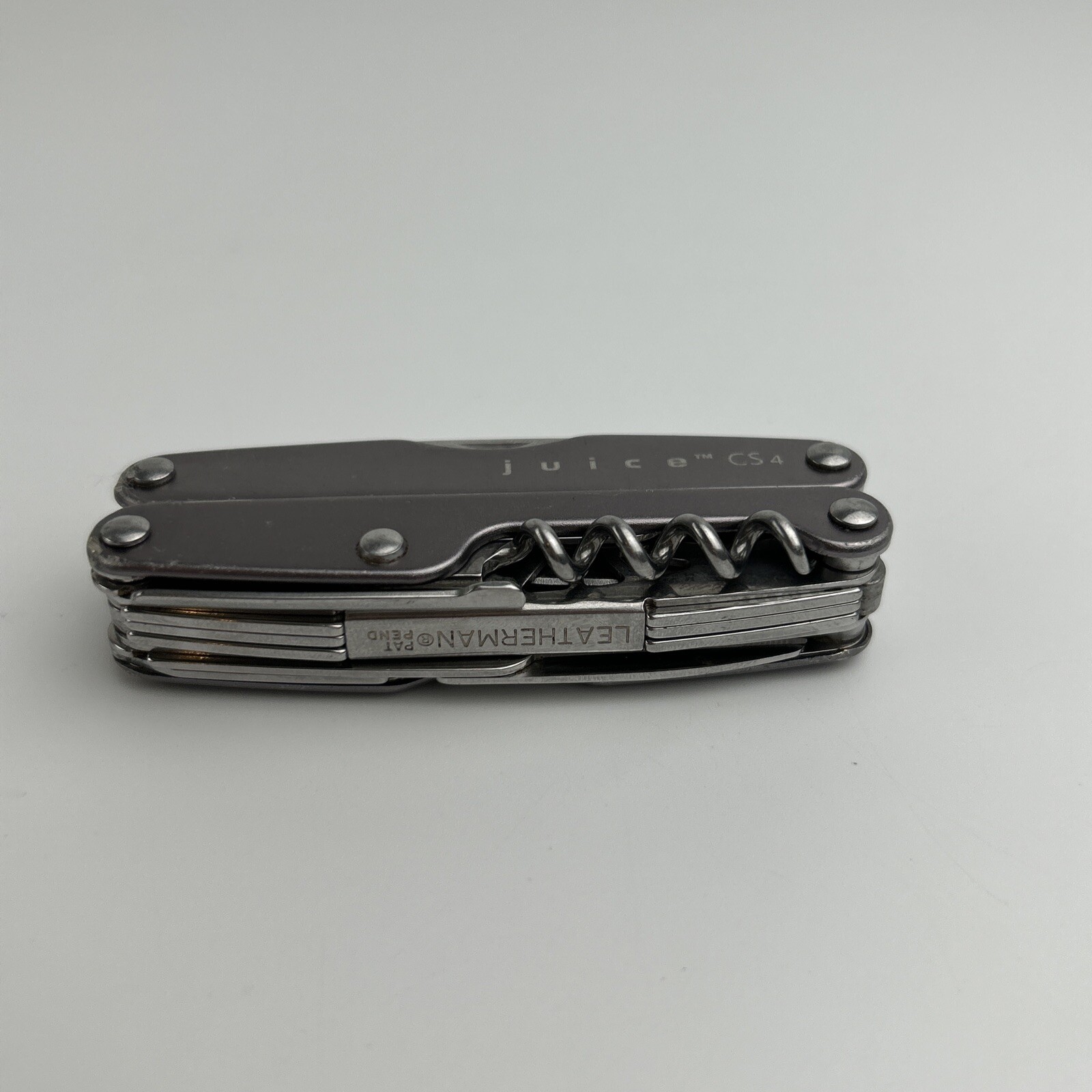 Leatherman Juice CS4 Gray Multitool EDC Fishing Camping Hunting Survival 15 Tool