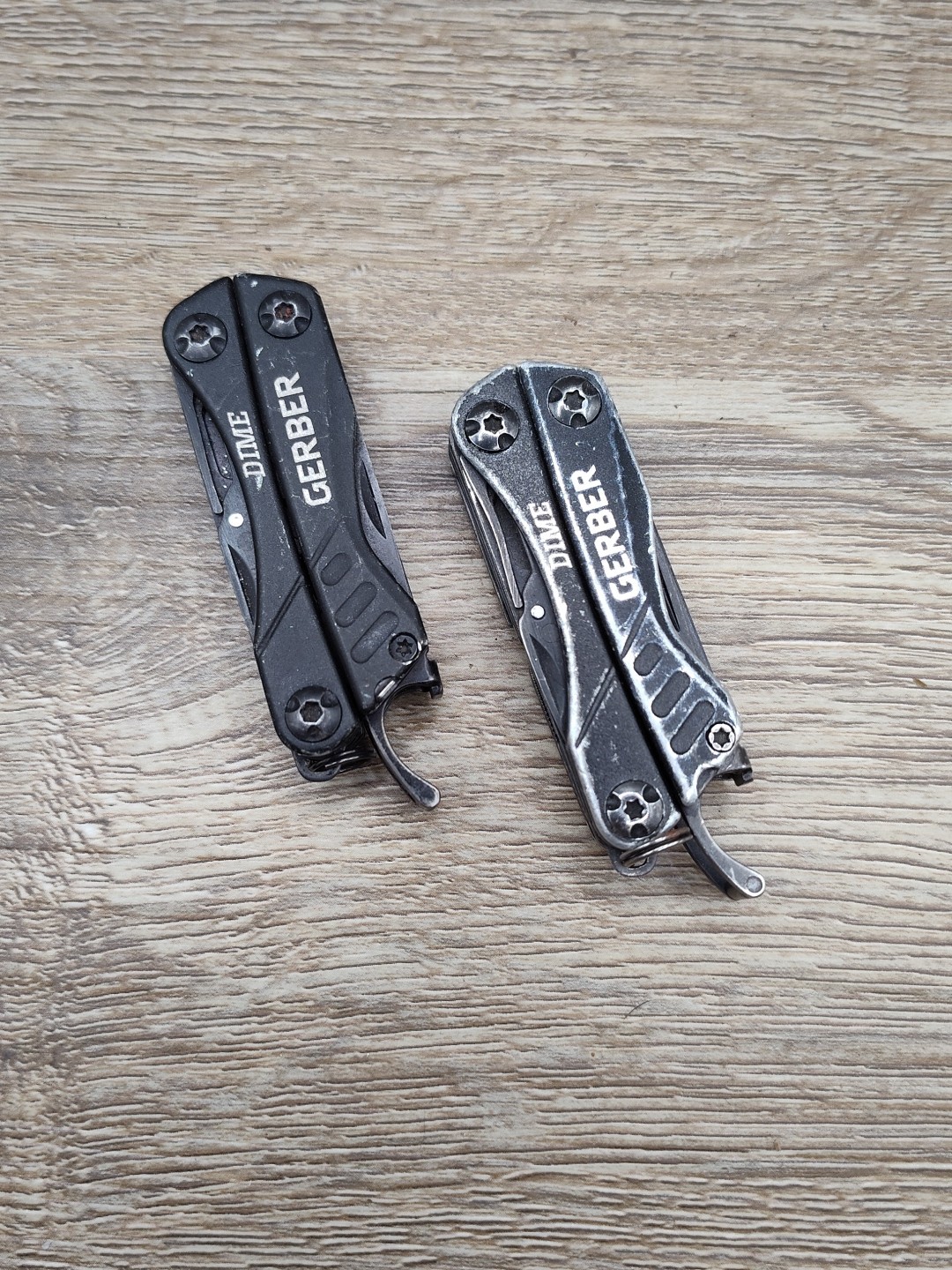 Lot U 2 Gerber Dime Multi Tool Pliers Knife Tools