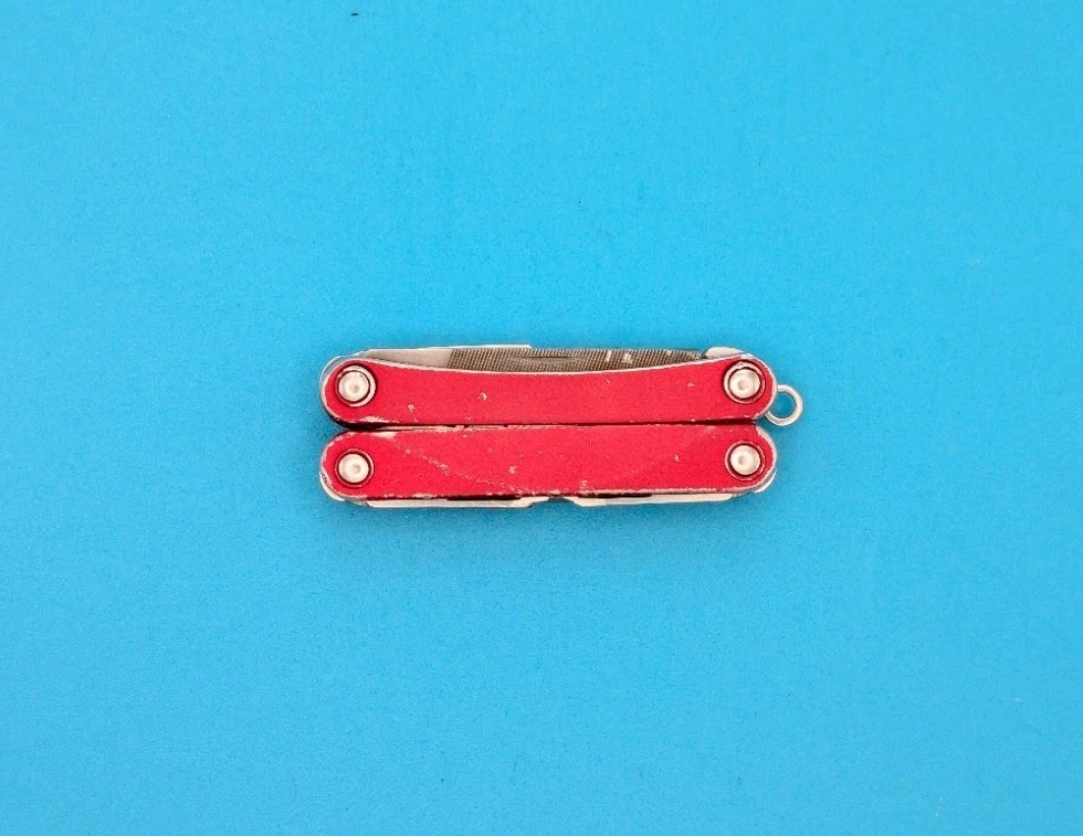 Leatherman SQUIRT PS4 Multi-Tool With Pliers Scissors Knife RED!