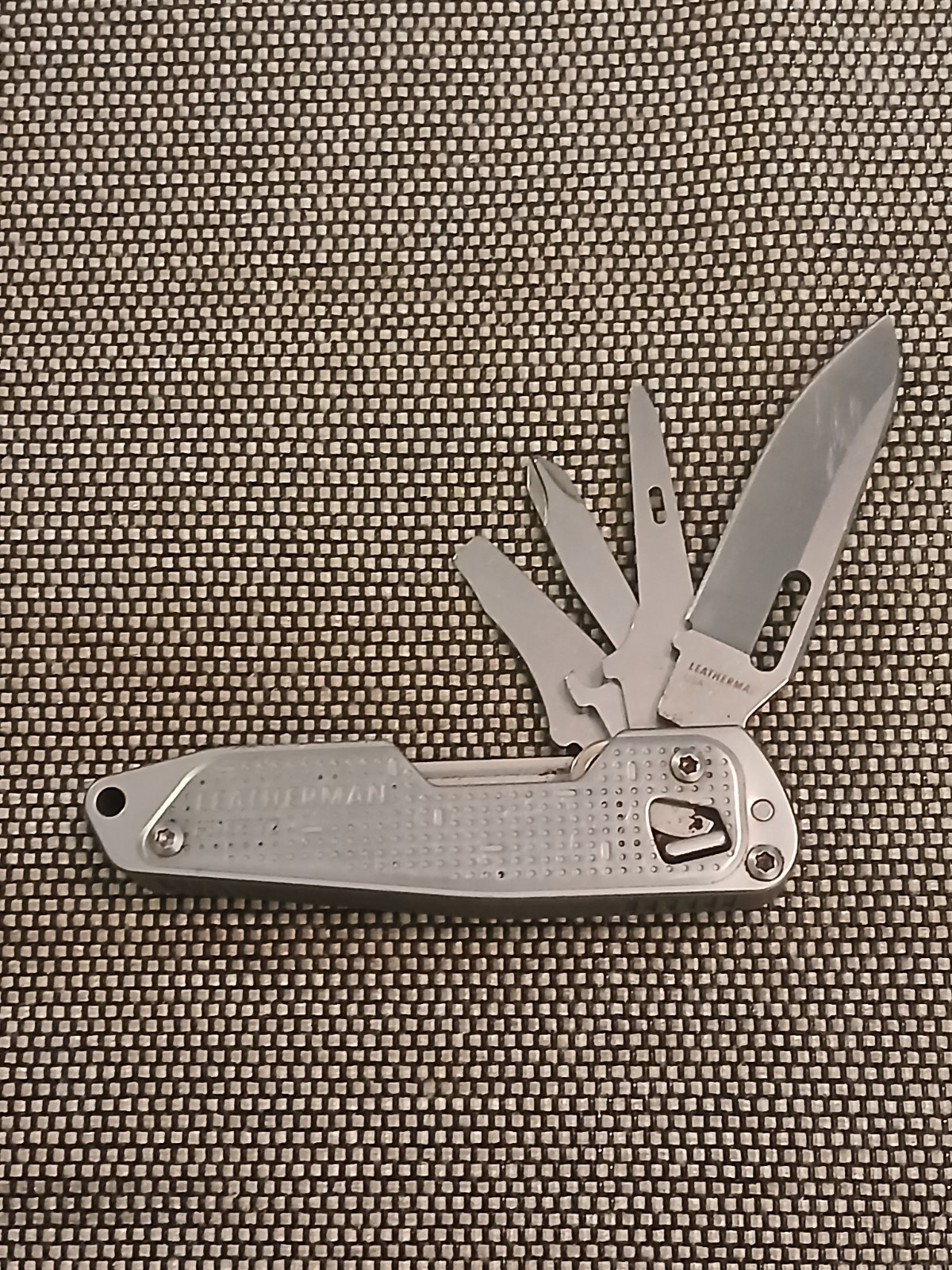 Leatherman Free T2 Multitool