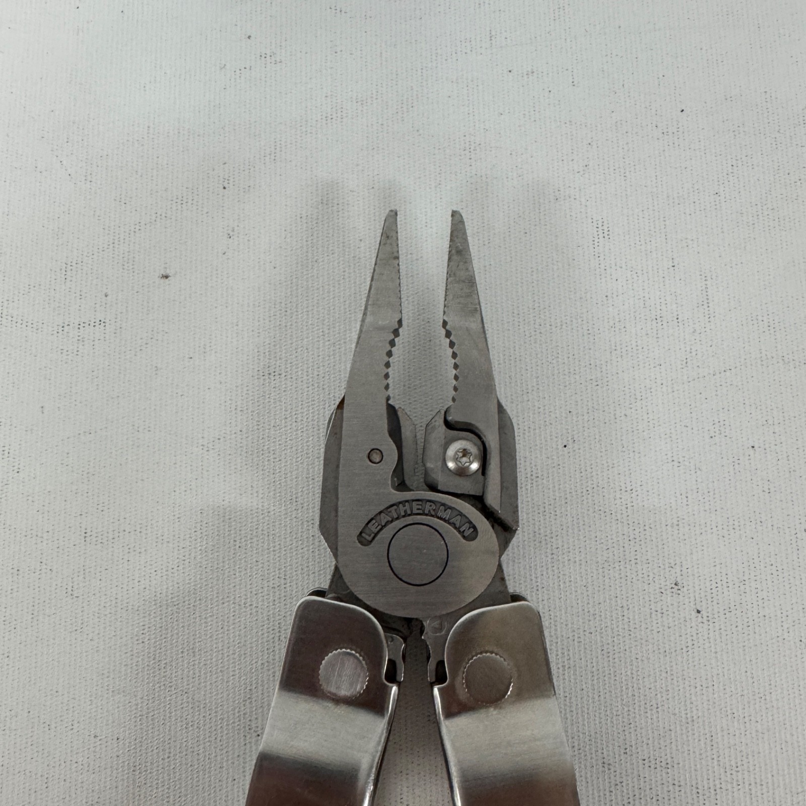 Leatherman Supertool Super Tool 300 Pliers Stainless Steel Multi Tool w/ Sheath