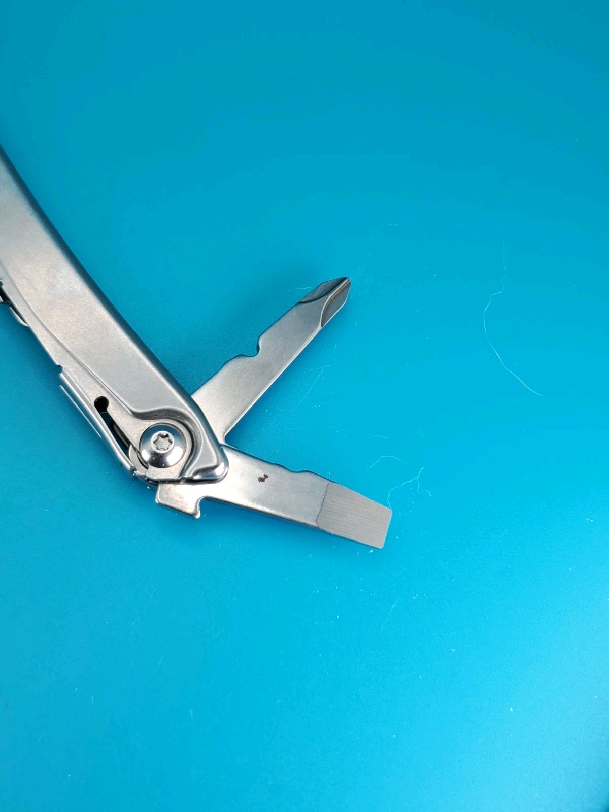 Leatherman Rev 3.8″ Multi-Tool, Stainless!