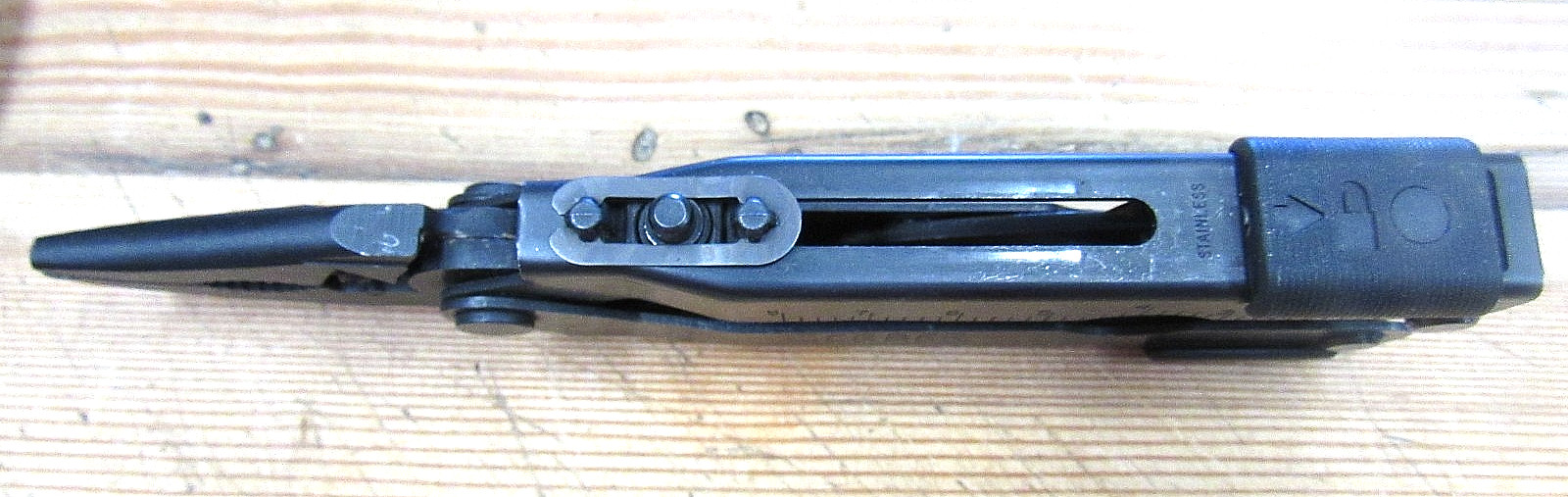 GERBER MP600 MULTI-PLIER TOOL MILITARY, HUNTERS BLACK OXIDE W/CASE EXC
