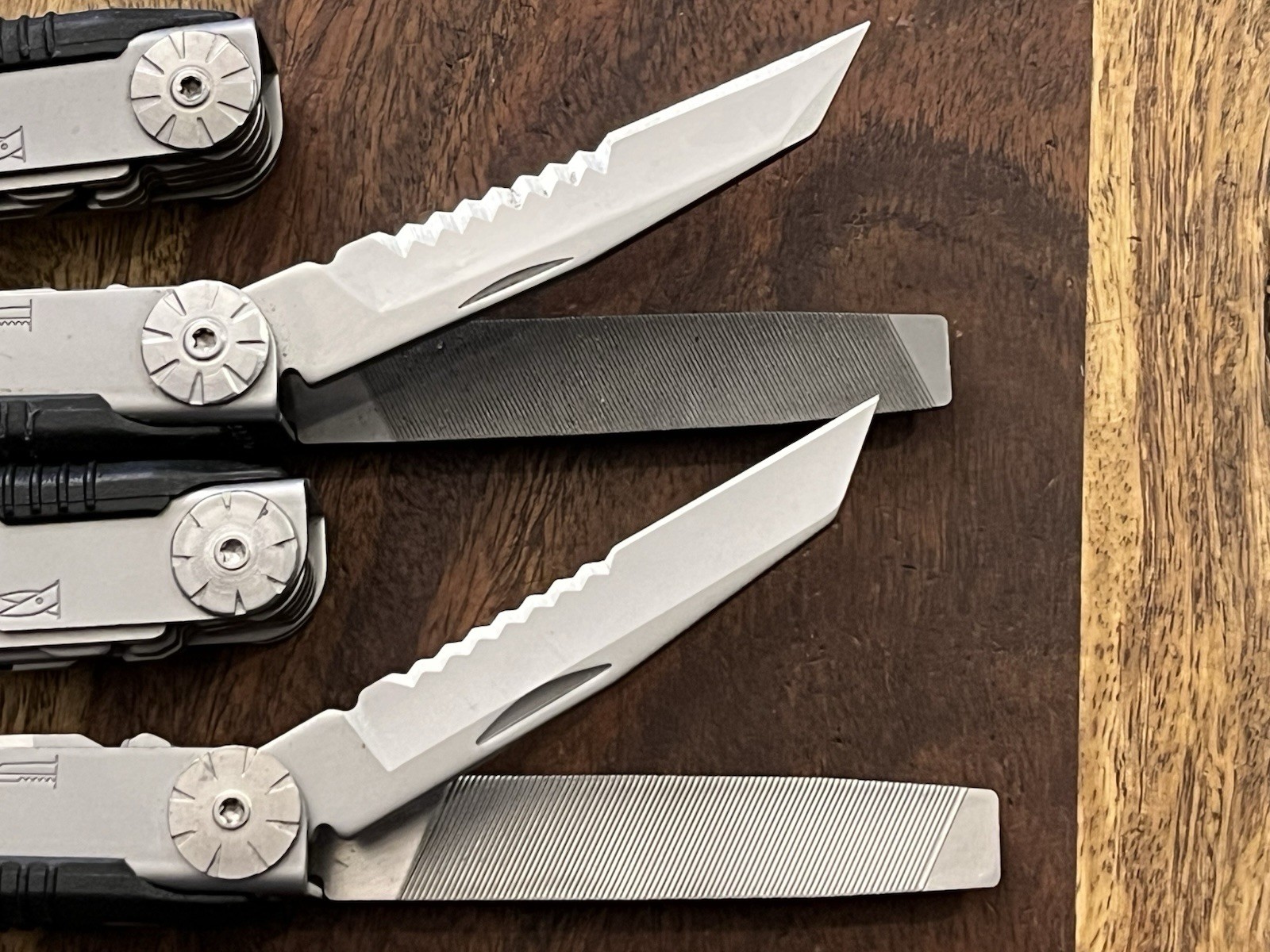 Gerber Multi Tool DIESEL SUPER Nice! w/Gerber Sheath TSA Confiscated (Lot Of 2)