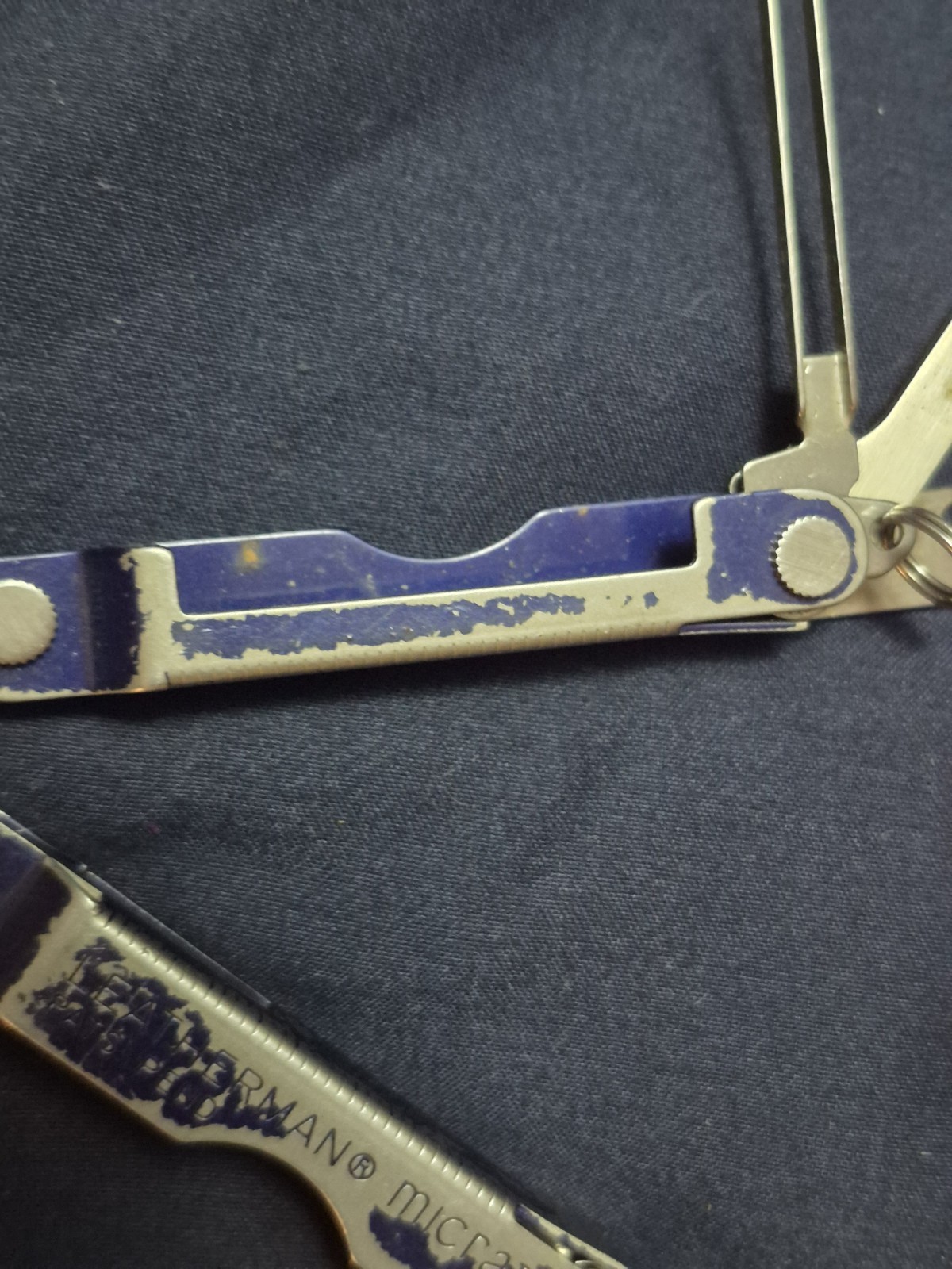 Leatherman Micra 10-Tool Multi-Tool 2″ Straight Blade Blue/Silver Lanyard 2.5″