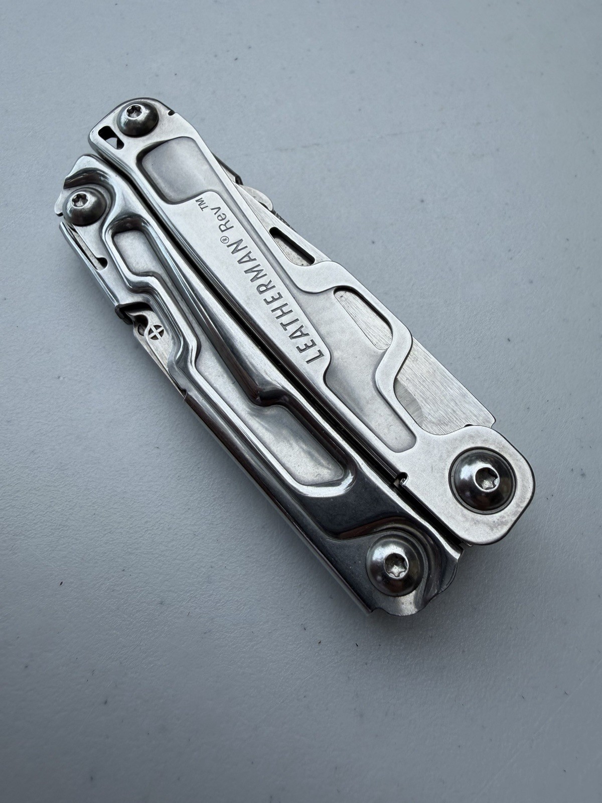 LEATHERMAN REV STAINLESS STEEL MULTI TOOL WITH POCKET CLIP, EXCELLENT CONDITION!