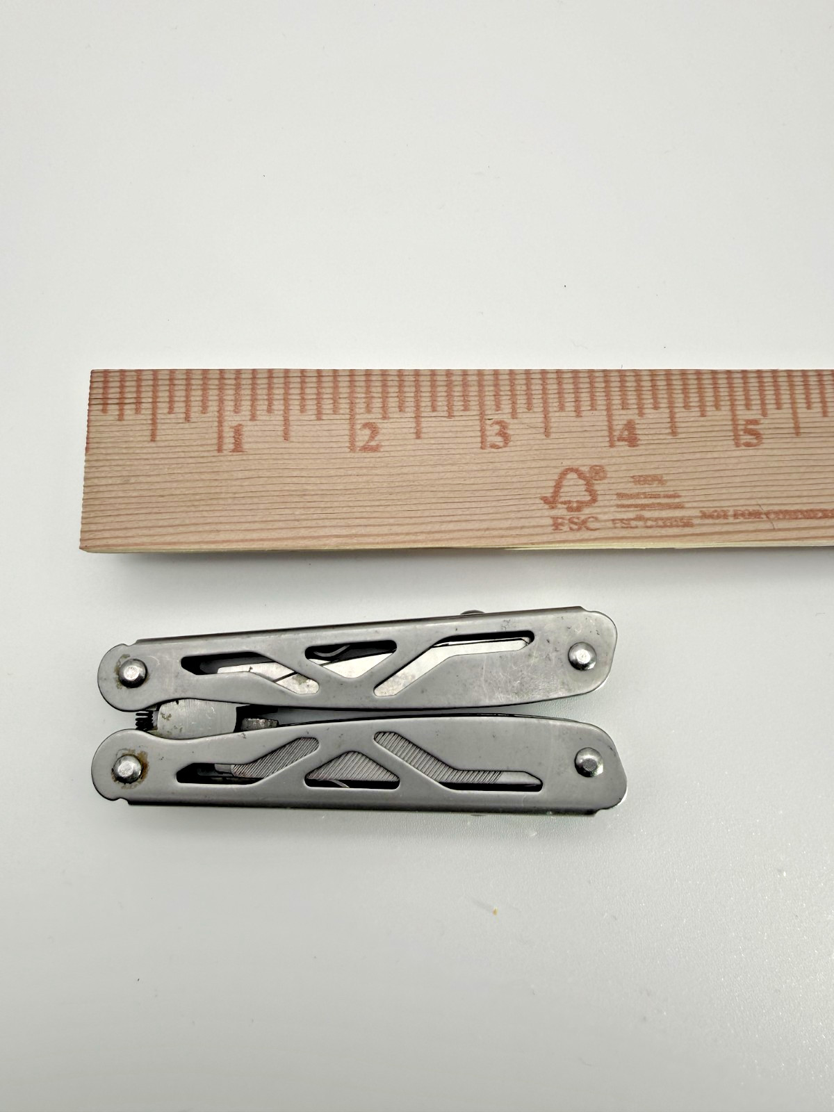 Stainless Steel Multi Tool Pliers Knife Saw File Screwdrivers Compact EDC