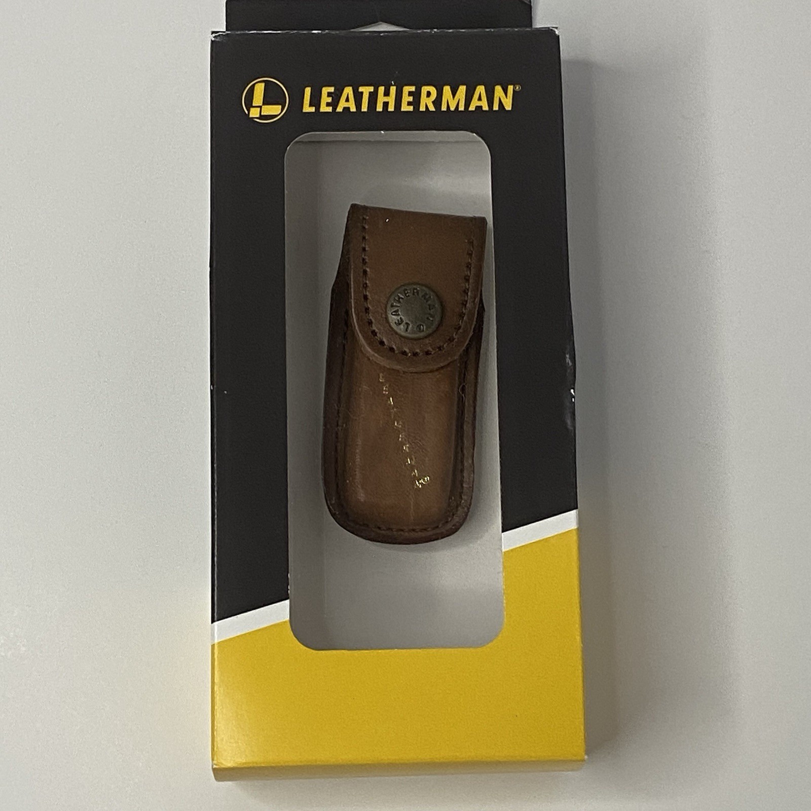LEATHERMAN, Heritage Leather Snap Sheath for Multi-Tools, Brown, XS 832592