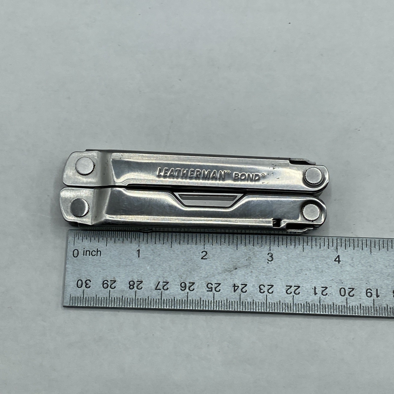 Leatherman Bond Multi Tool – Silver