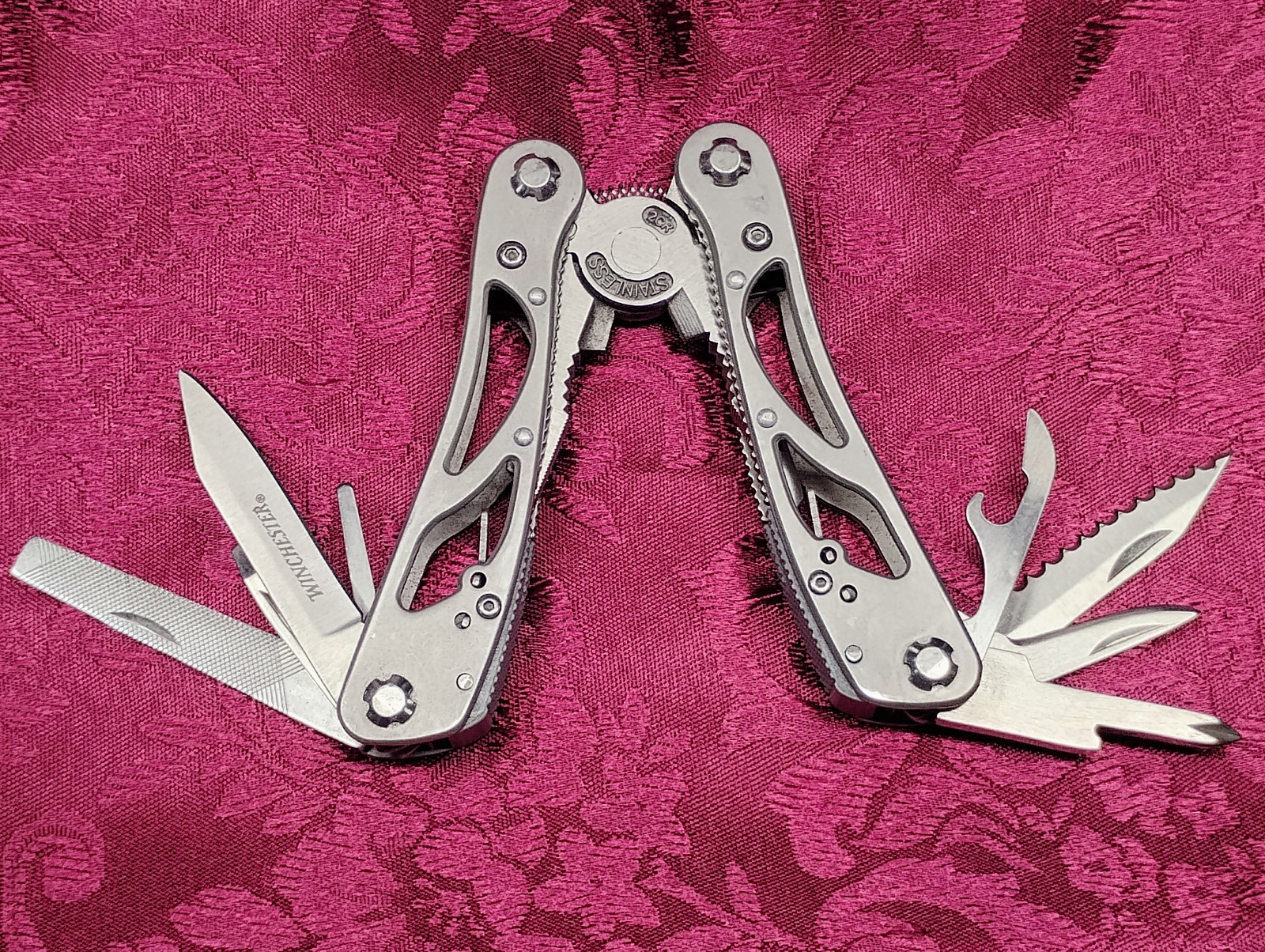 Winchester Multi Tool Mens Pocket Knife Fishing Hunting Shooting Pliers Sheath