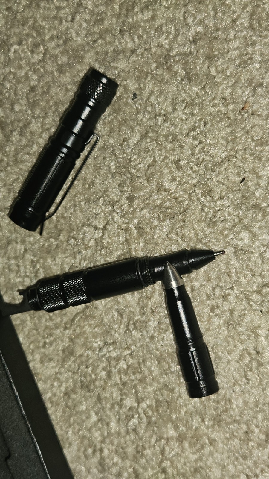 tacright Black Metal Multi-Tool Pen with Flashlight, Screwdriver, Whistle