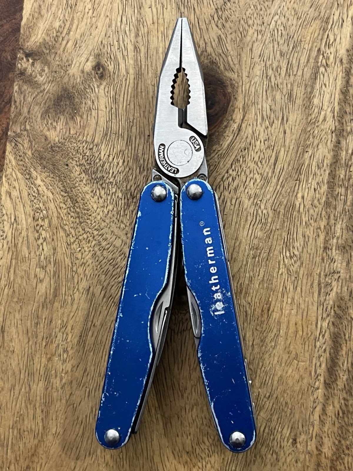 Retired Leatherman Juice CS4 Blue 15-In-1 Retired Multi-Tool Knife DISCONTINUED
