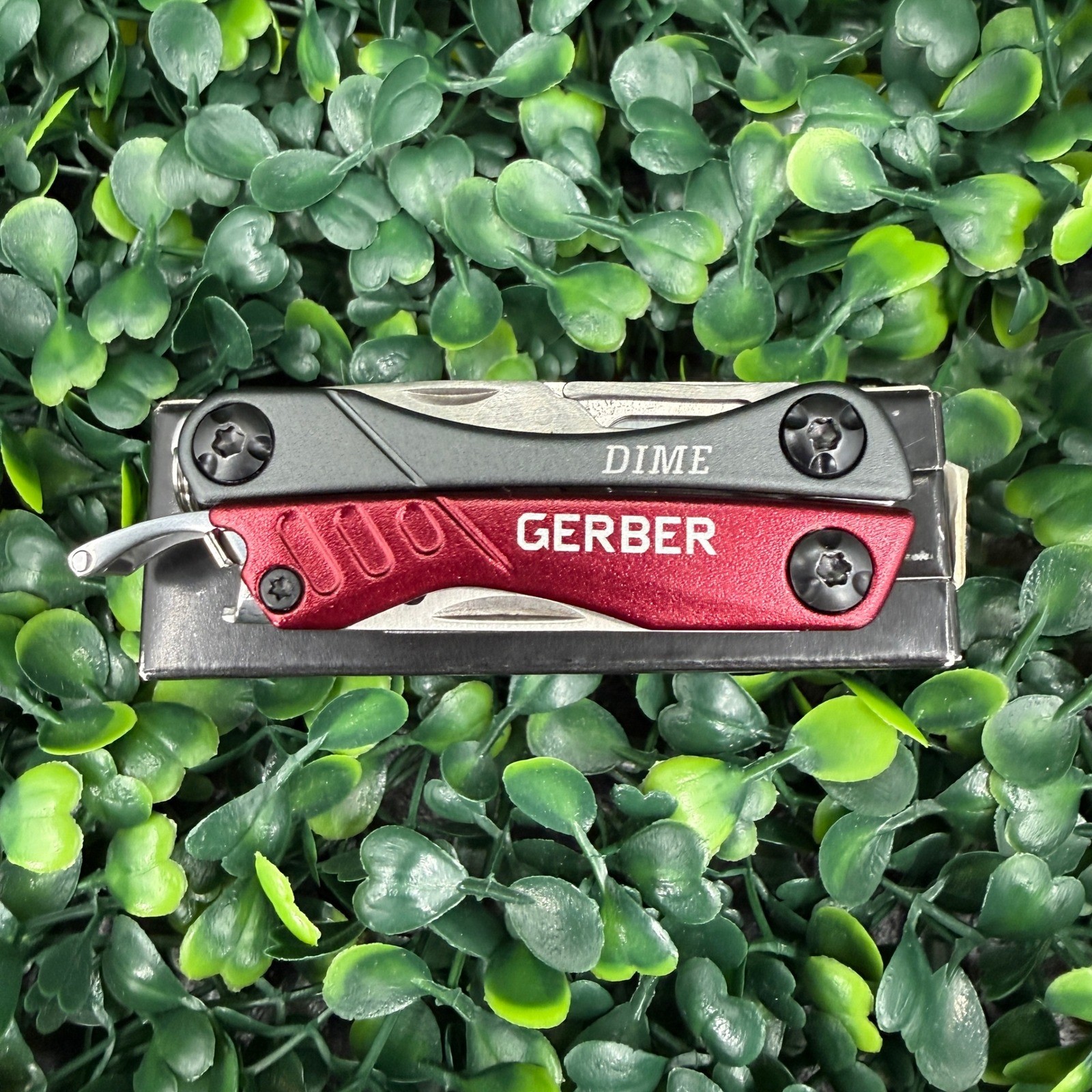 Gerber Dime Multi-tool Red Black Keychain Pliers Scissors 31-001132 EDC Pocket