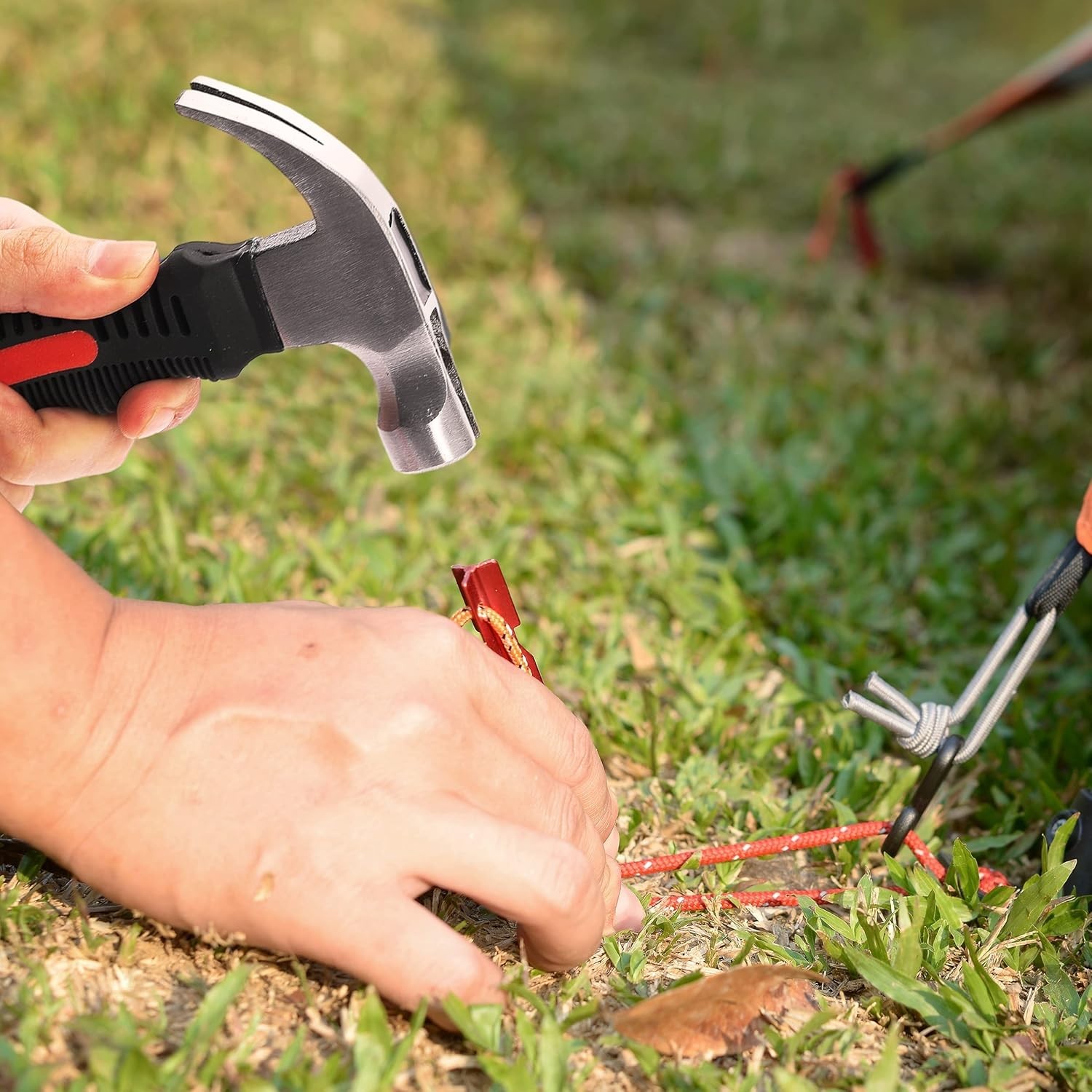 Compact 8oz Stubby Claw Hammer with Non-Slip Grip – Perfect for DIY Projects