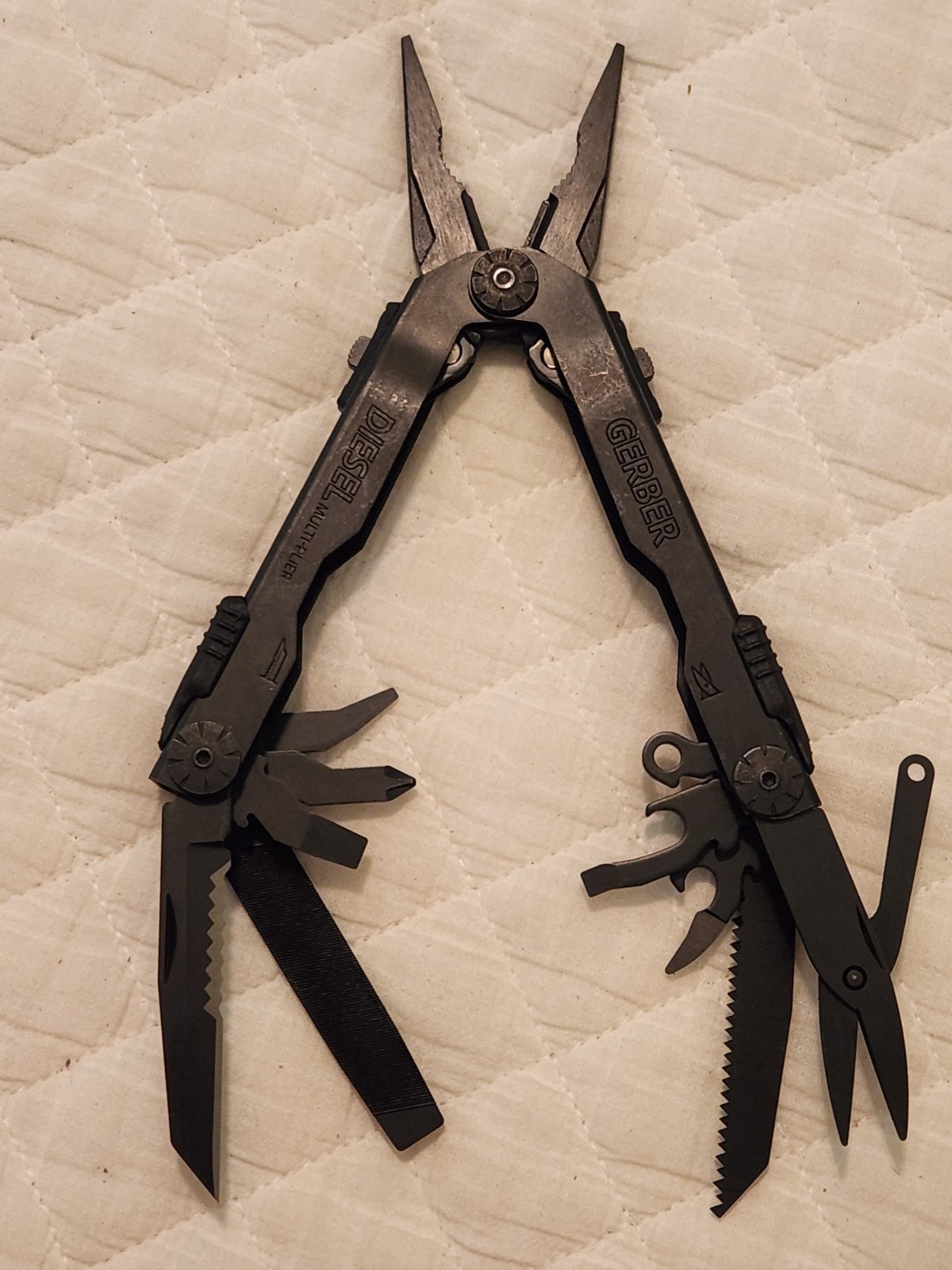 Gerber Diesel Multi-Plier Black Oxide Multi-Tool With Coyote GERBER Nylon Sheath