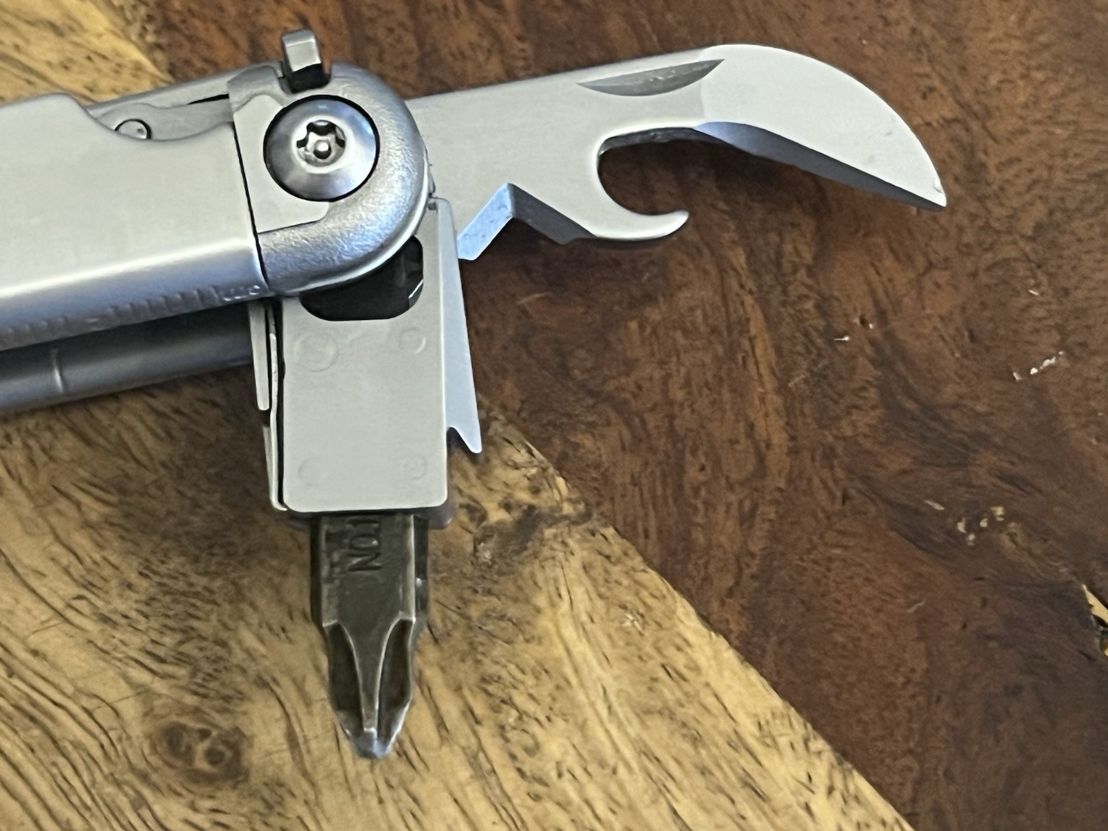 Leatherman Wave Multi-Tool Knife Great Condition!! w/New Sheath ~TASKCo