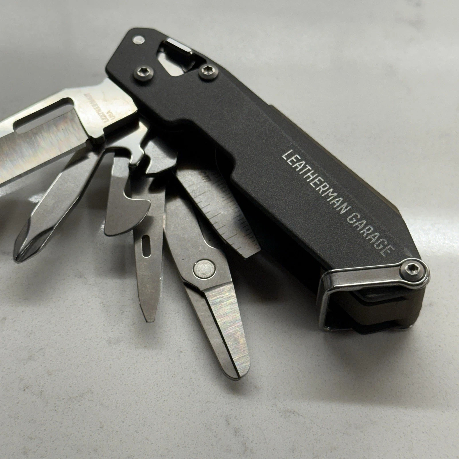 Brand New Leatherman Garage Batch #004: EUROPE75 Limited Edition Multitool