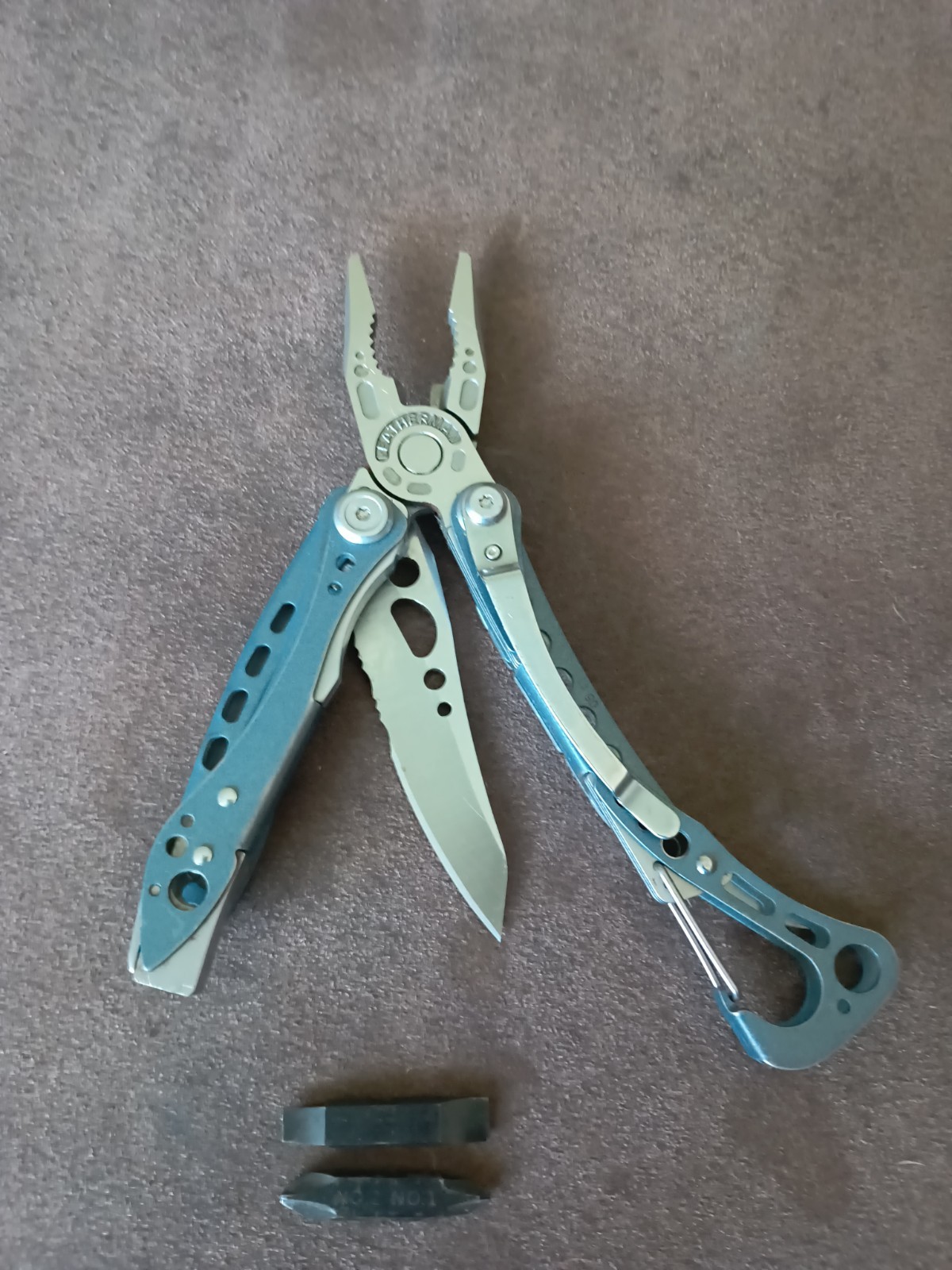 Leatherman Skeletool Stainless Steel Multi-Tools Denim Blue 05/23 Discontinued