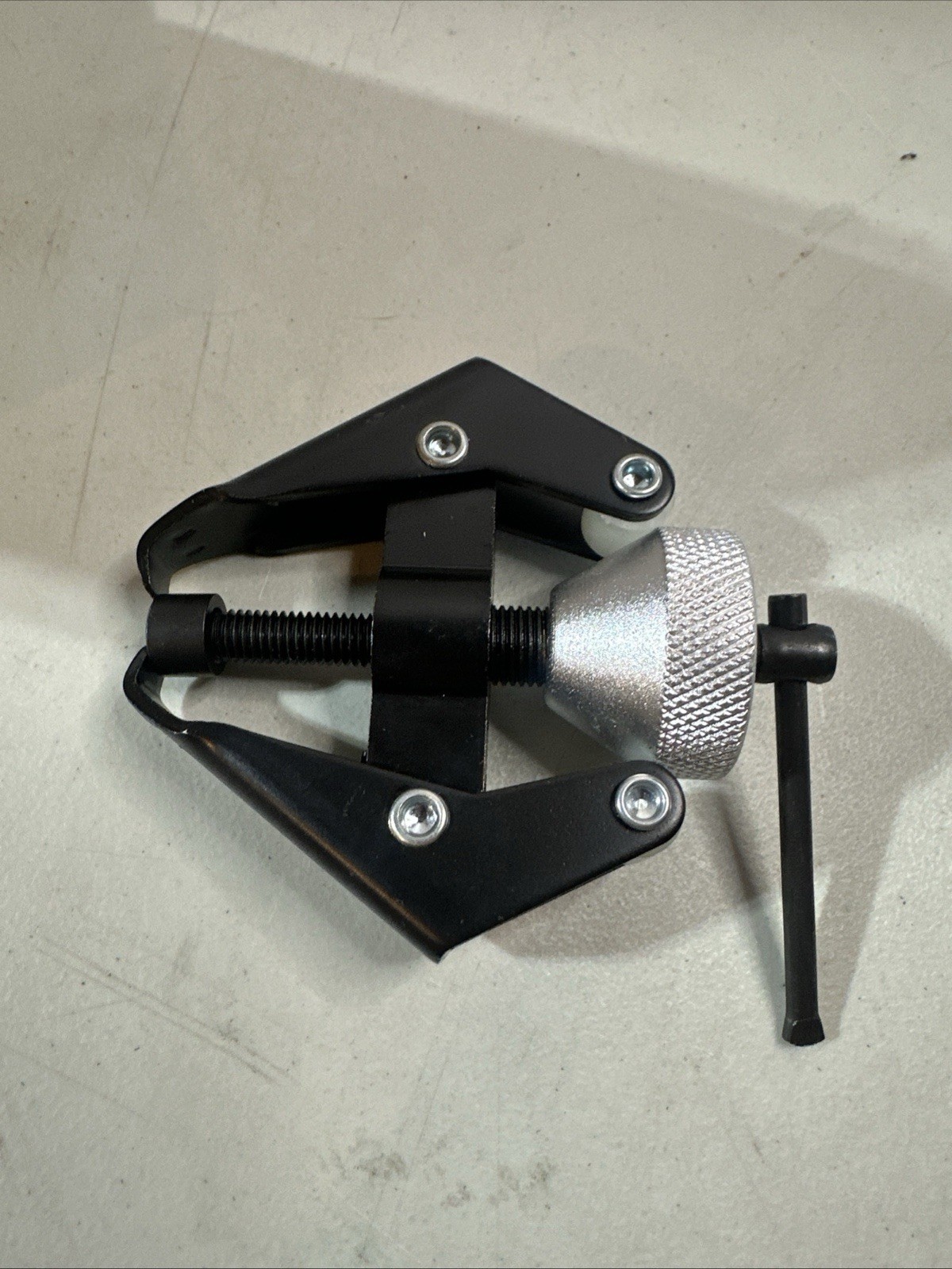 Battery Terminal Puller and Wiper Arm Removal Tool for Easy Maintenance