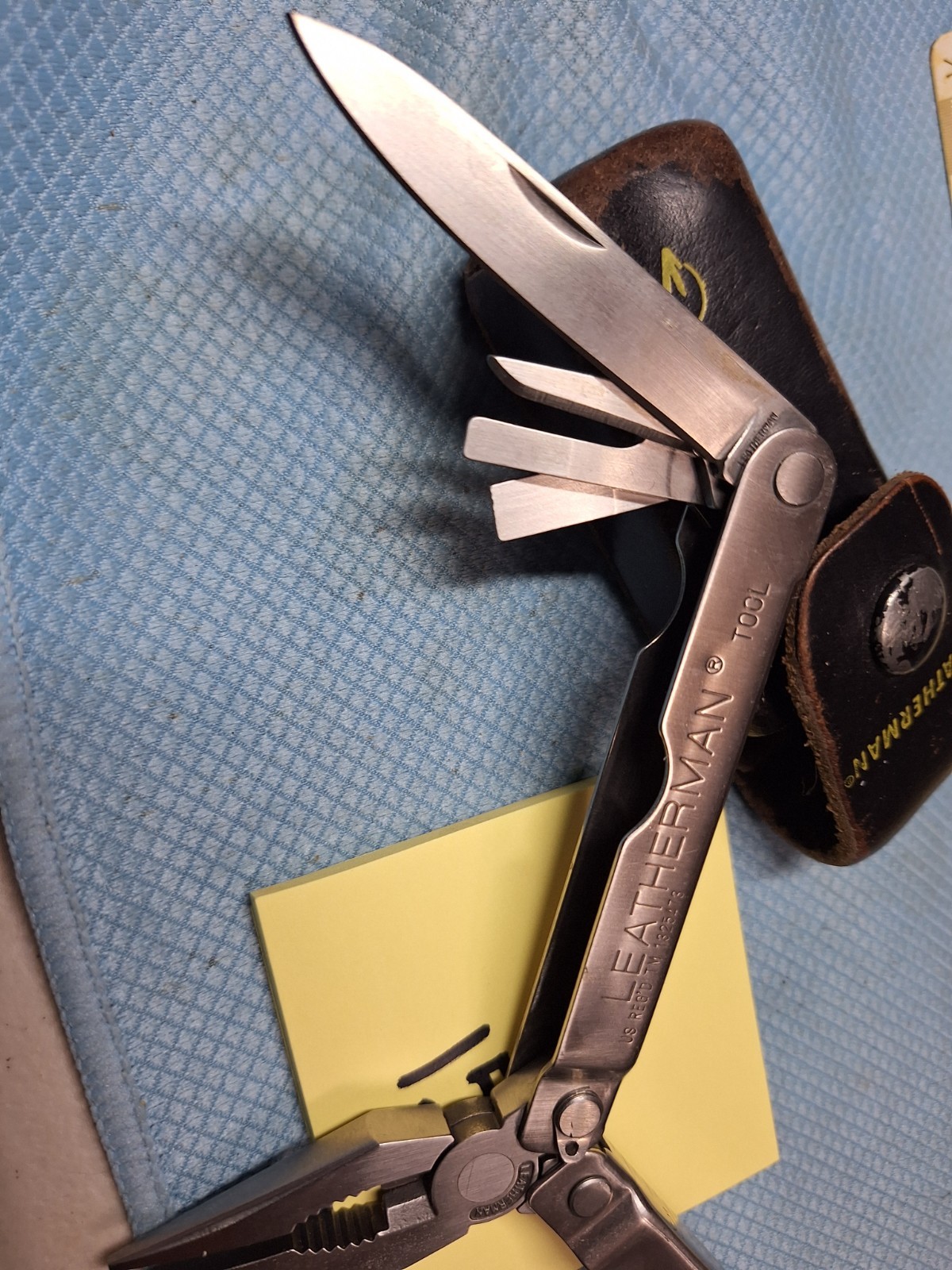 1 RARE LEATHERMAN ORIGINAL PST Multi Tool Knife BIG LETTERS RARE Lot 15