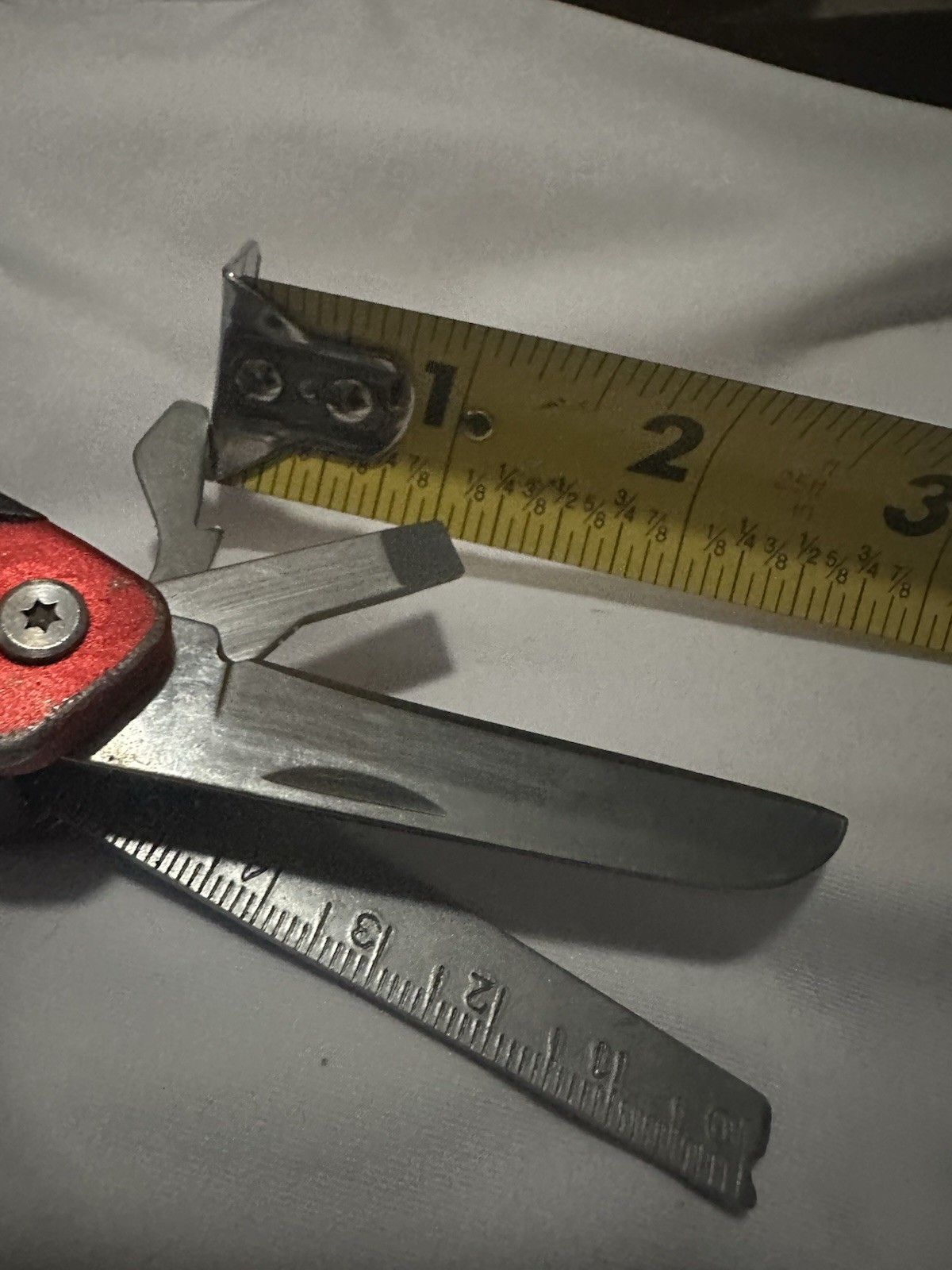 Hyper Tough 12 In One Multitool 4” Closed With Pliers All Metal