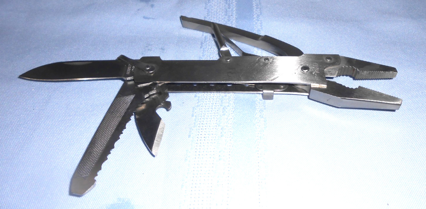 Stainless Multifunctional Hiking Tool Pliers Use