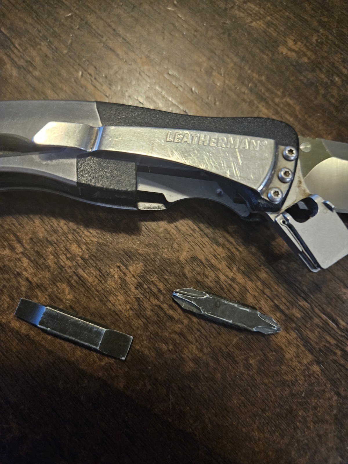 Leatherman Expanse E33B Knife Discontinued Genuine