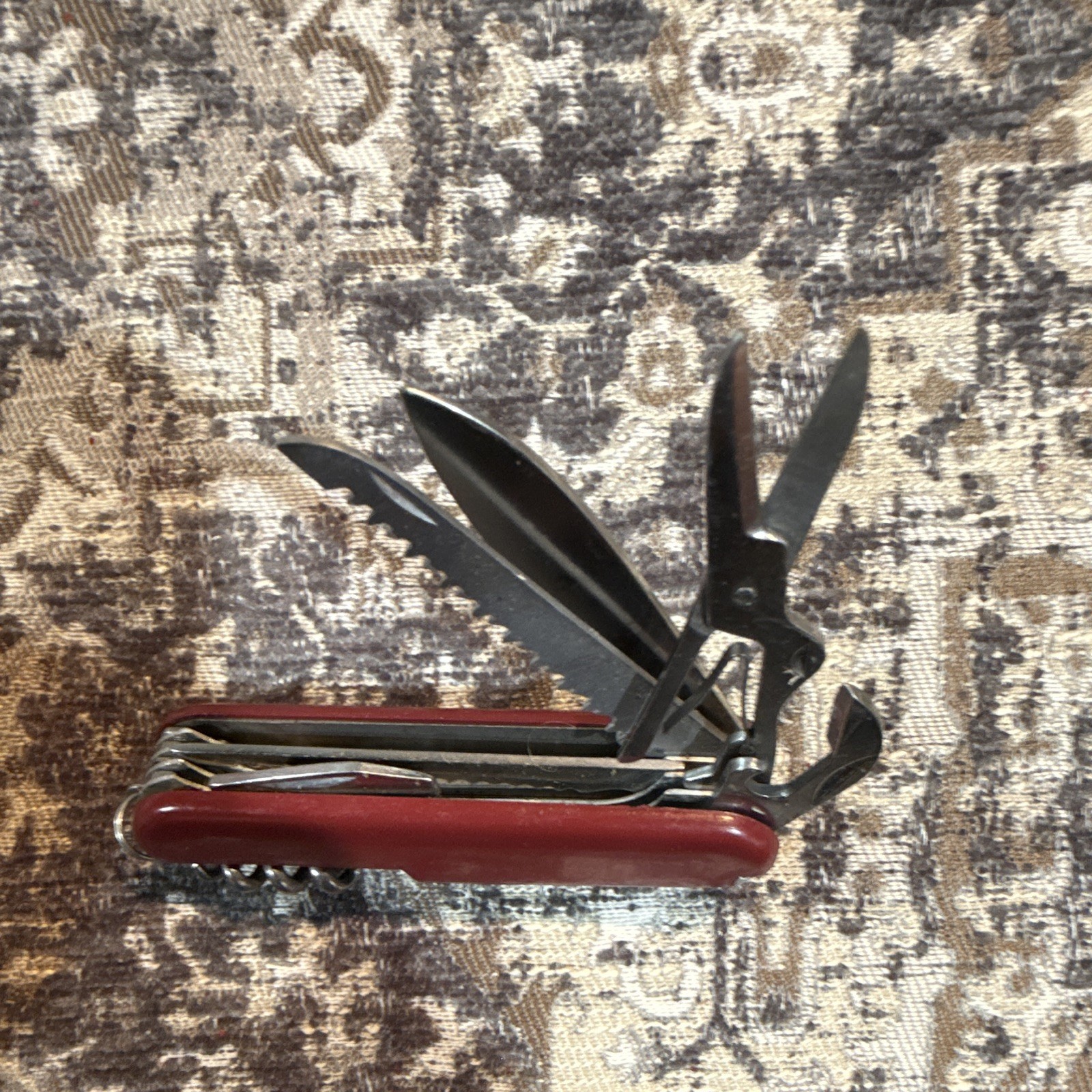 Red Folding 7-Tool Pocket Multi-Tool Knife, 2in Straight Edge, Stainless