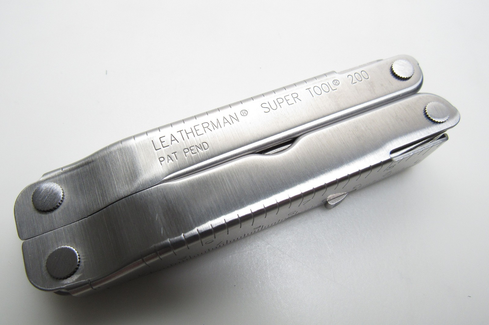 Leatherman Super Tool 200 Retired Collectable w/Nylon Case – Never Used – RARE!