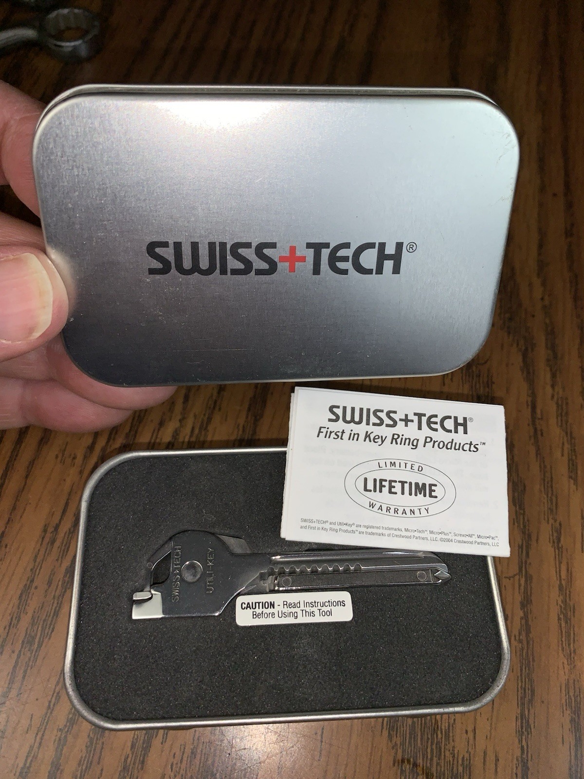 SWISS+TECH Utility Key Ring 6-in-1 Multi Tool + Tin Gift Box Camping Multi Tool