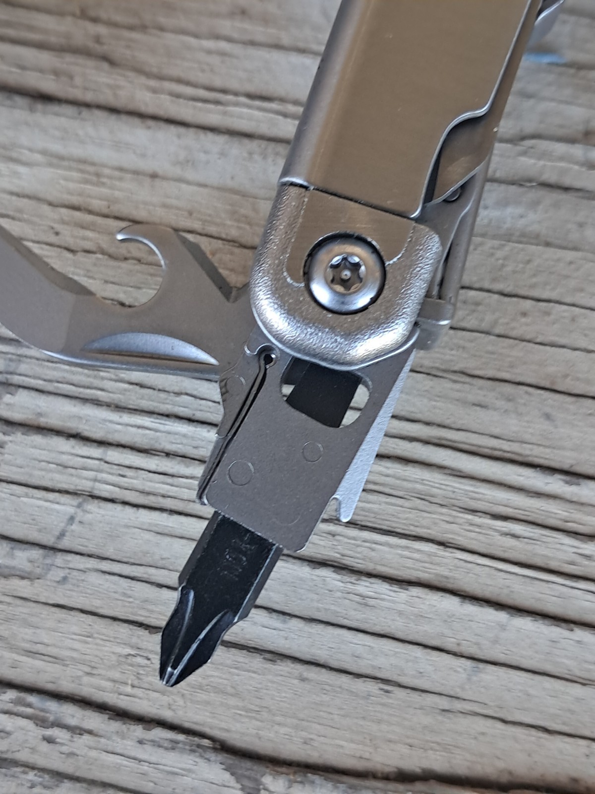 Leatherman Surge Multi Tool