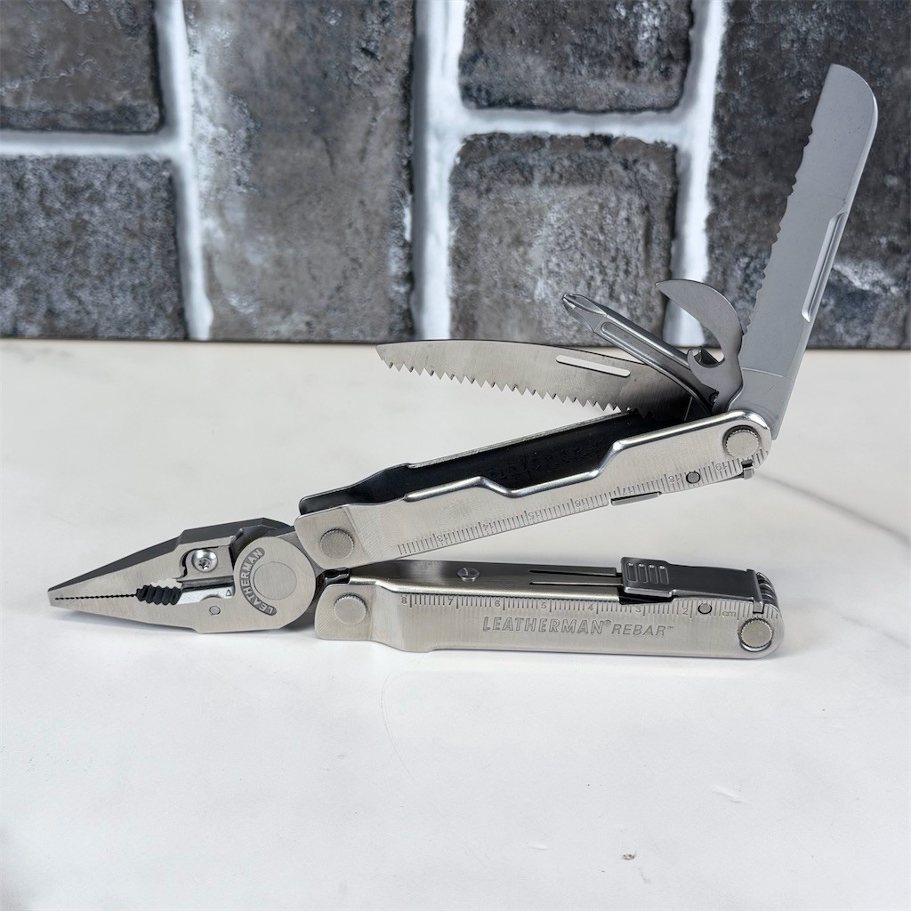 Leatherman Rebar Multi-Tool Silver w/ Black Leather Sheath Locking Tools Vintage