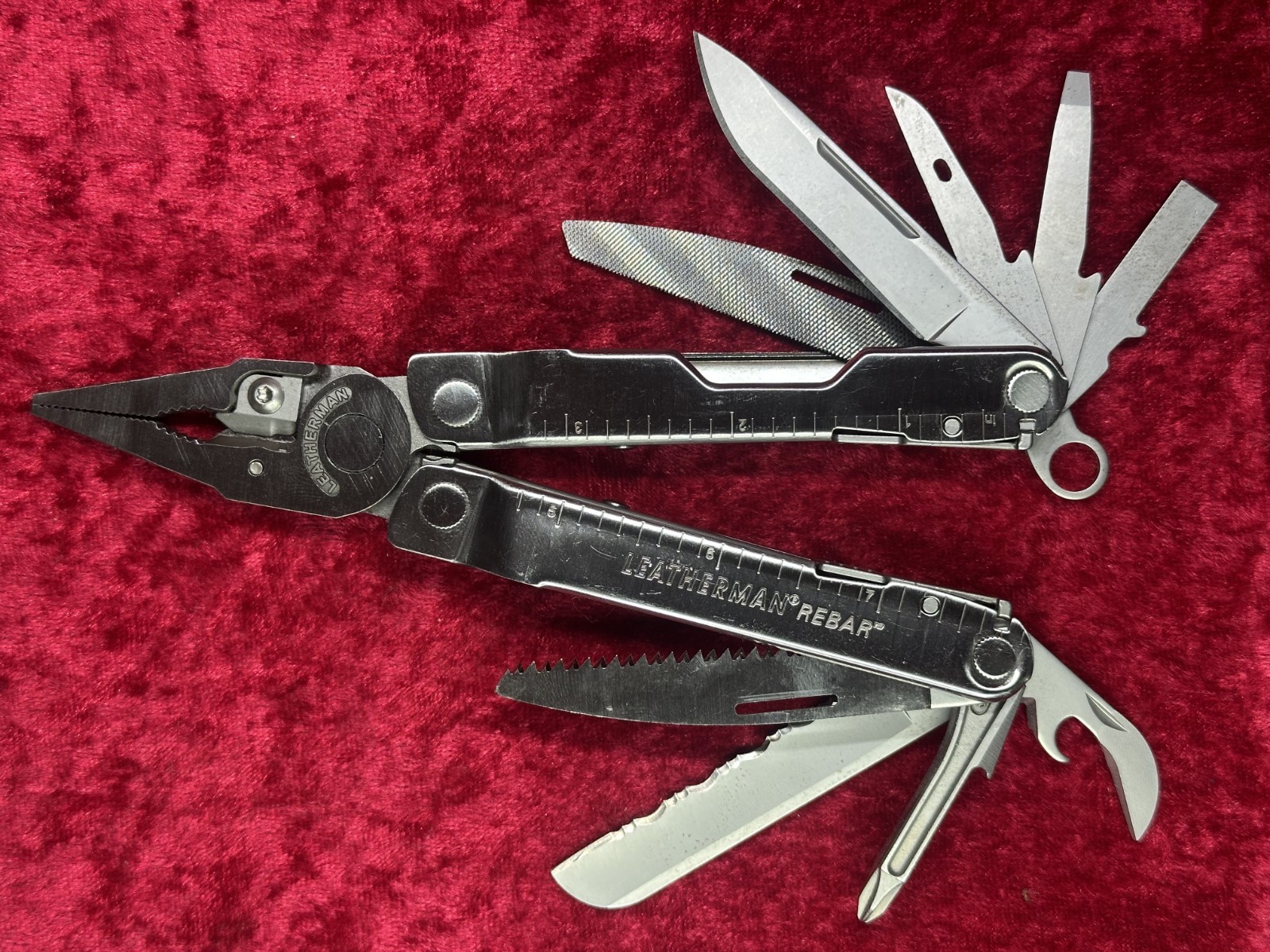 Leatherman Rebar Stainless Steel 12 Tool Multi-Tool Random Pick (366)