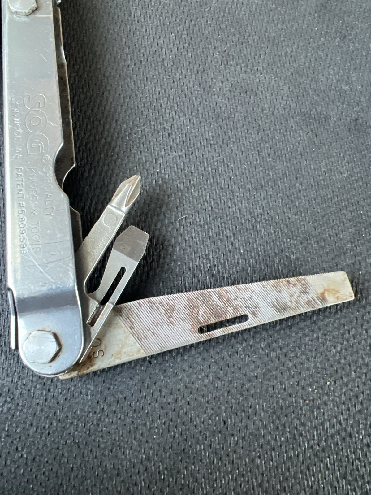 SOG PowerLock Multi-Tool Pocket Knife Pliers Serrated 🔥