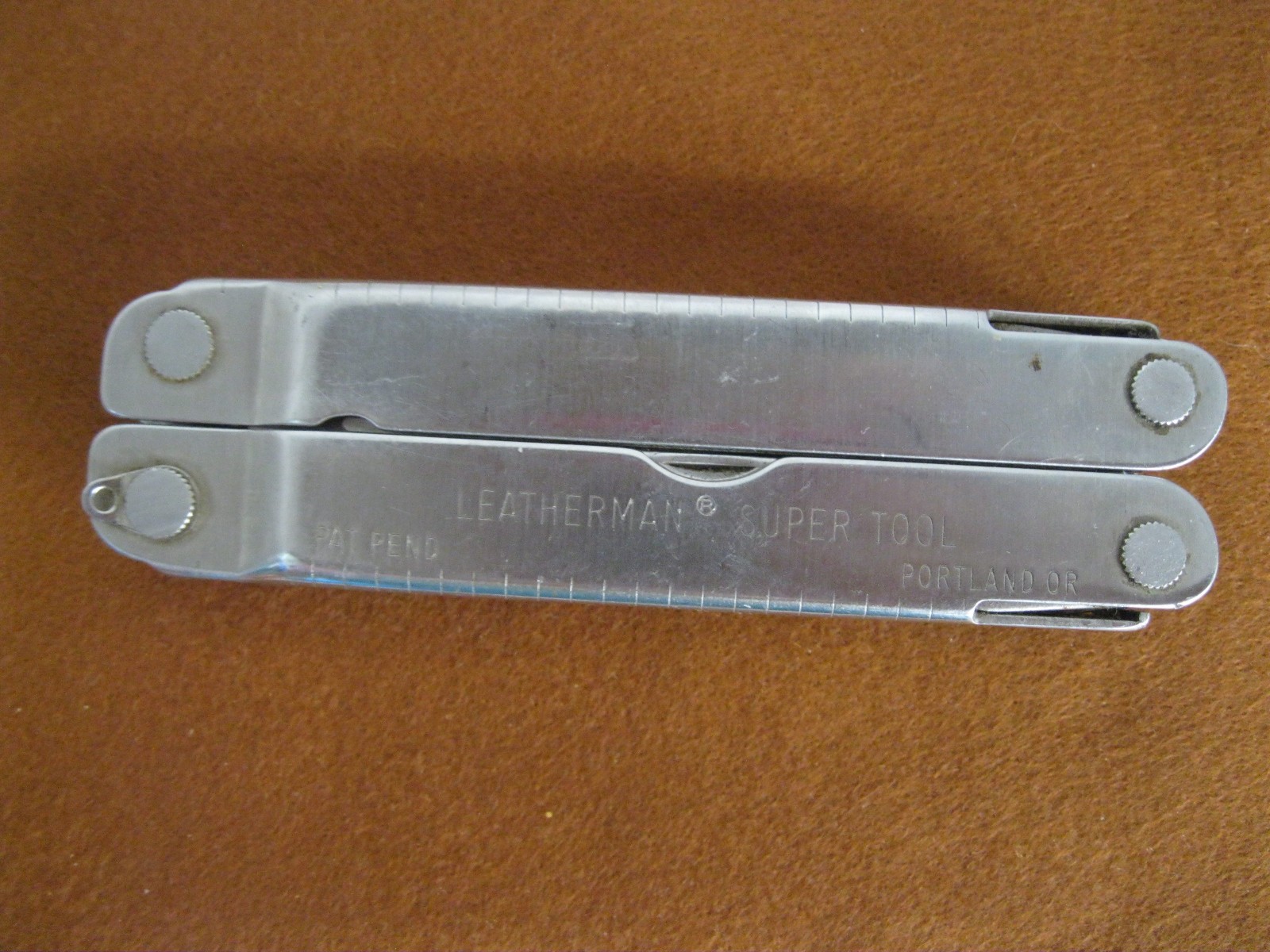 Leatherman Tool 300 Multi-Tool – Stainless, Knife Good Condition Made in USA