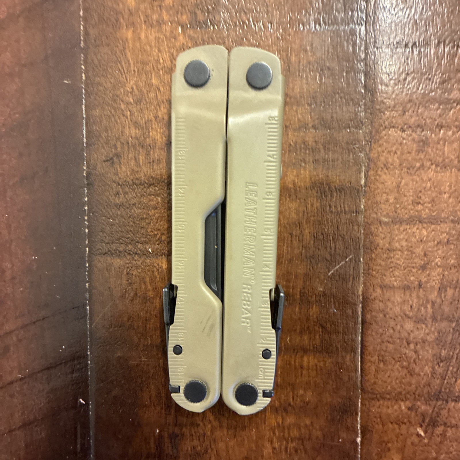 Leatherman Rebar Multi-Tool Coyote Tan – Very Clean!