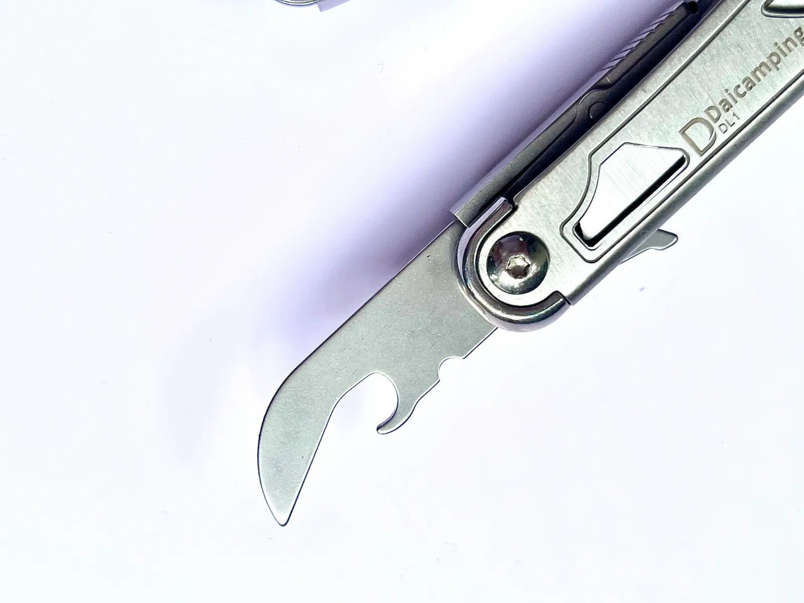 Military Multi Tool Army Survival Multifunction Tool All Purpose Folding Knife