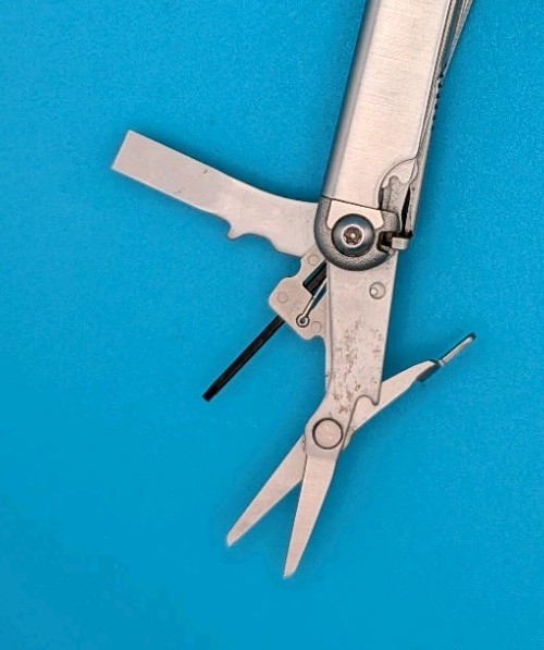 Leatherman Wave Plus + Multi-Tool! FAST SHIPPING! EXCELLENT