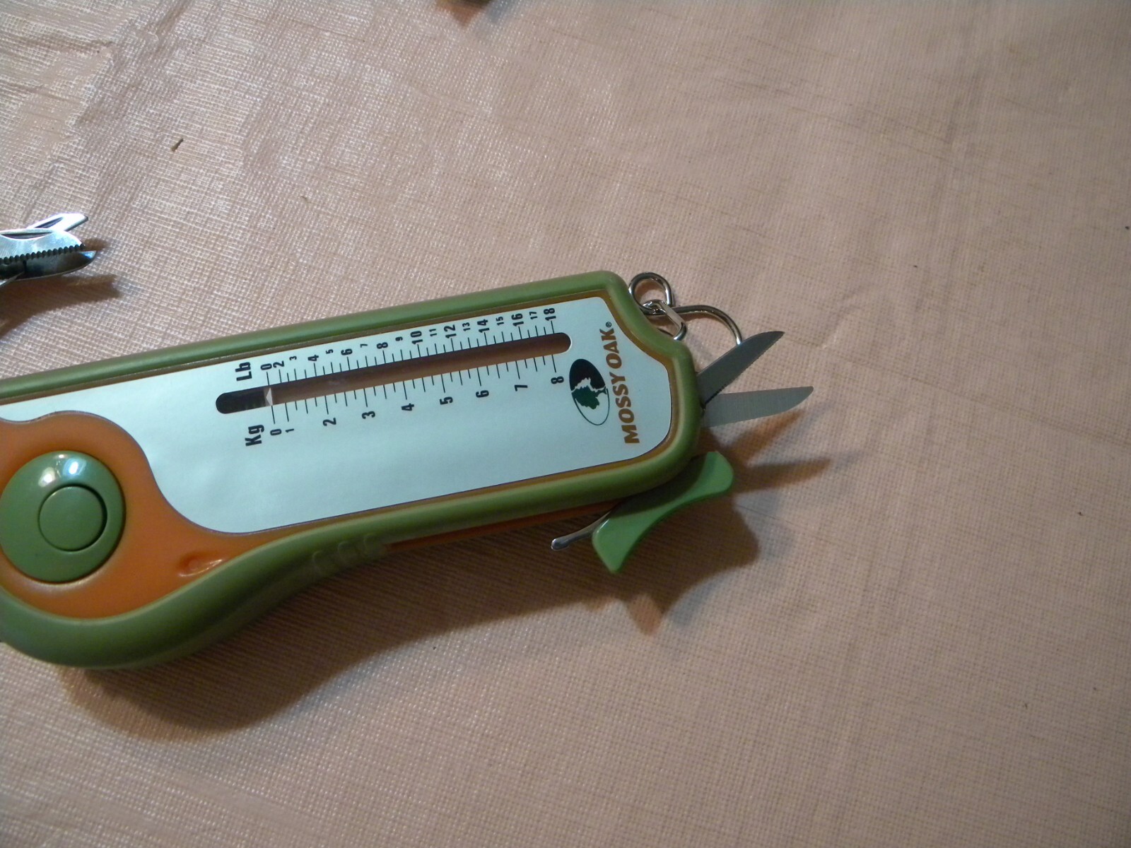 Mossy Oak Scale Knife Multi-Tool/Flashlight Multi-Tool Set of 2