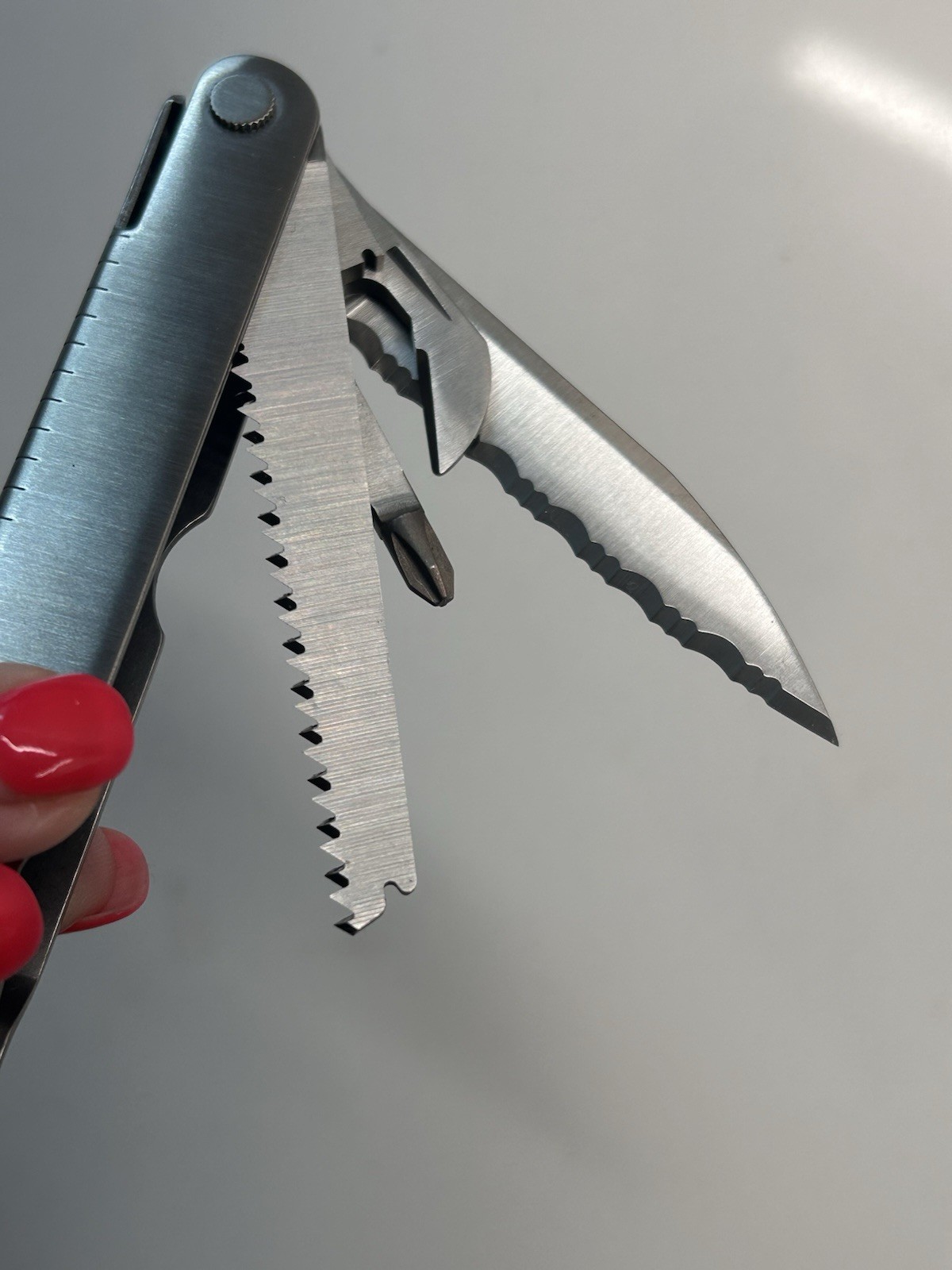 NEW FIRST GENERATION Leatherman Original Super Tool Supertool Multitool Crimped