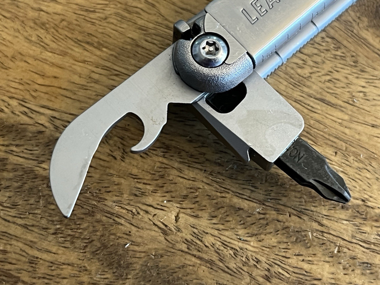 Leatherman Wave Multi-Tool Knife Great Condition!! w/New Sheath ~TASKCo