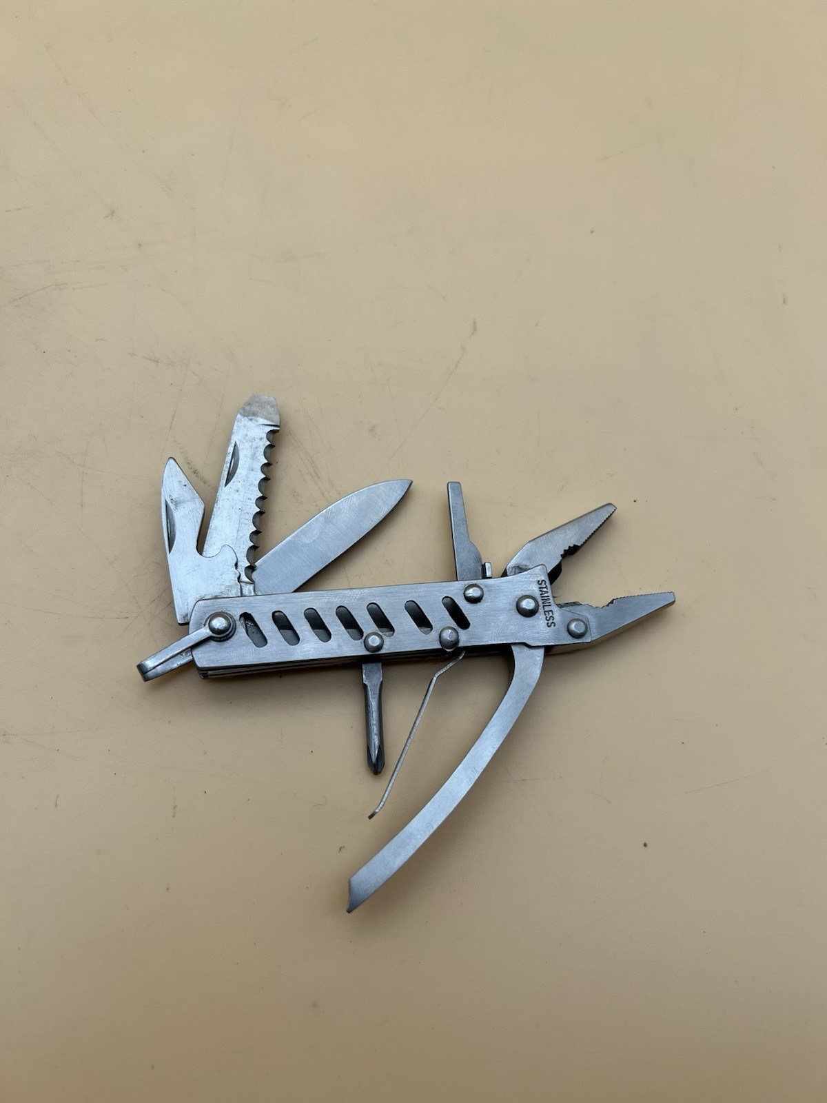 Stainless Steel Multi-Tool With Carrying Pouch – Pre-owned